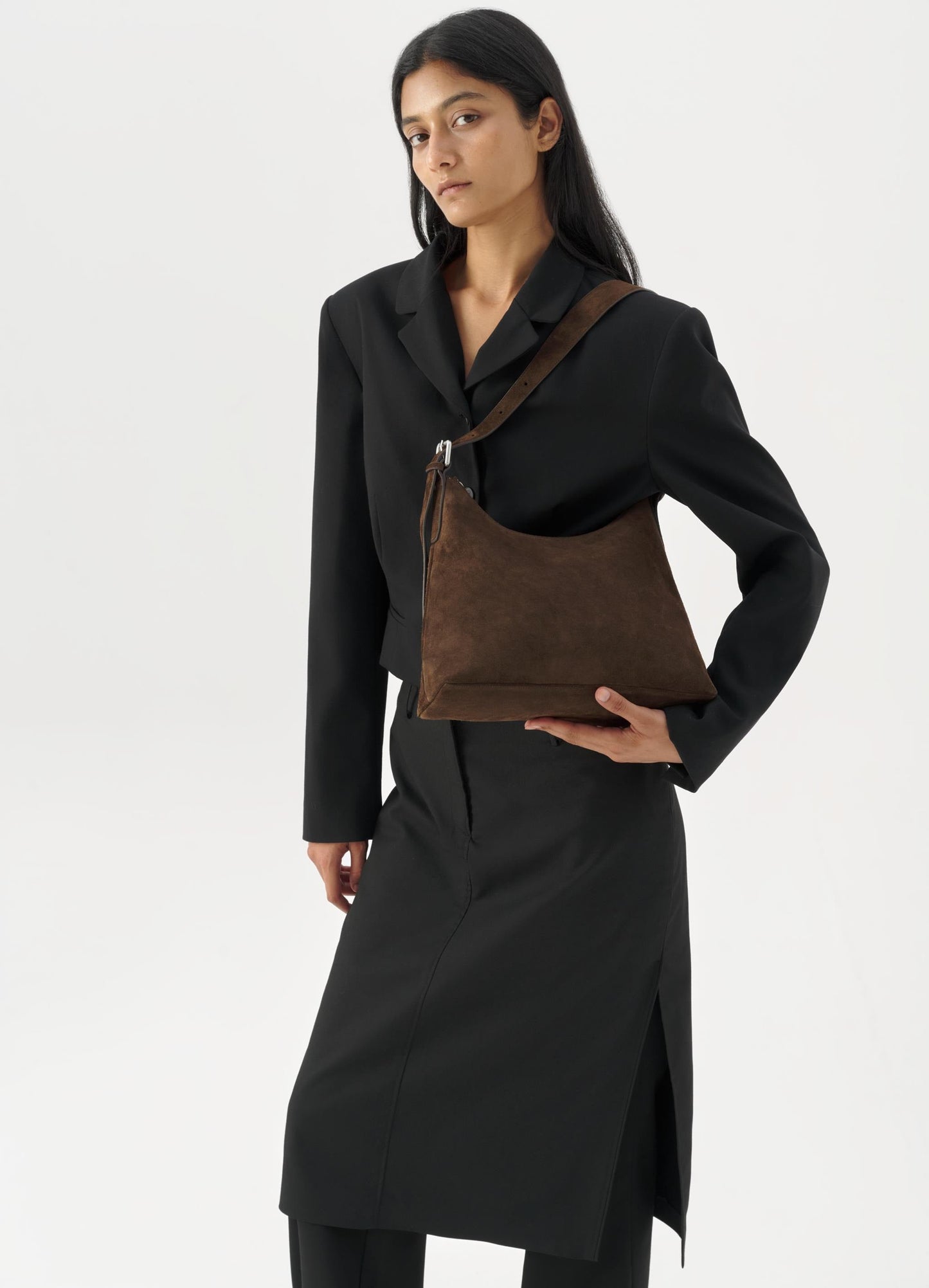 Sac à main en cuir suède certifié | marron  "bari - coffee"