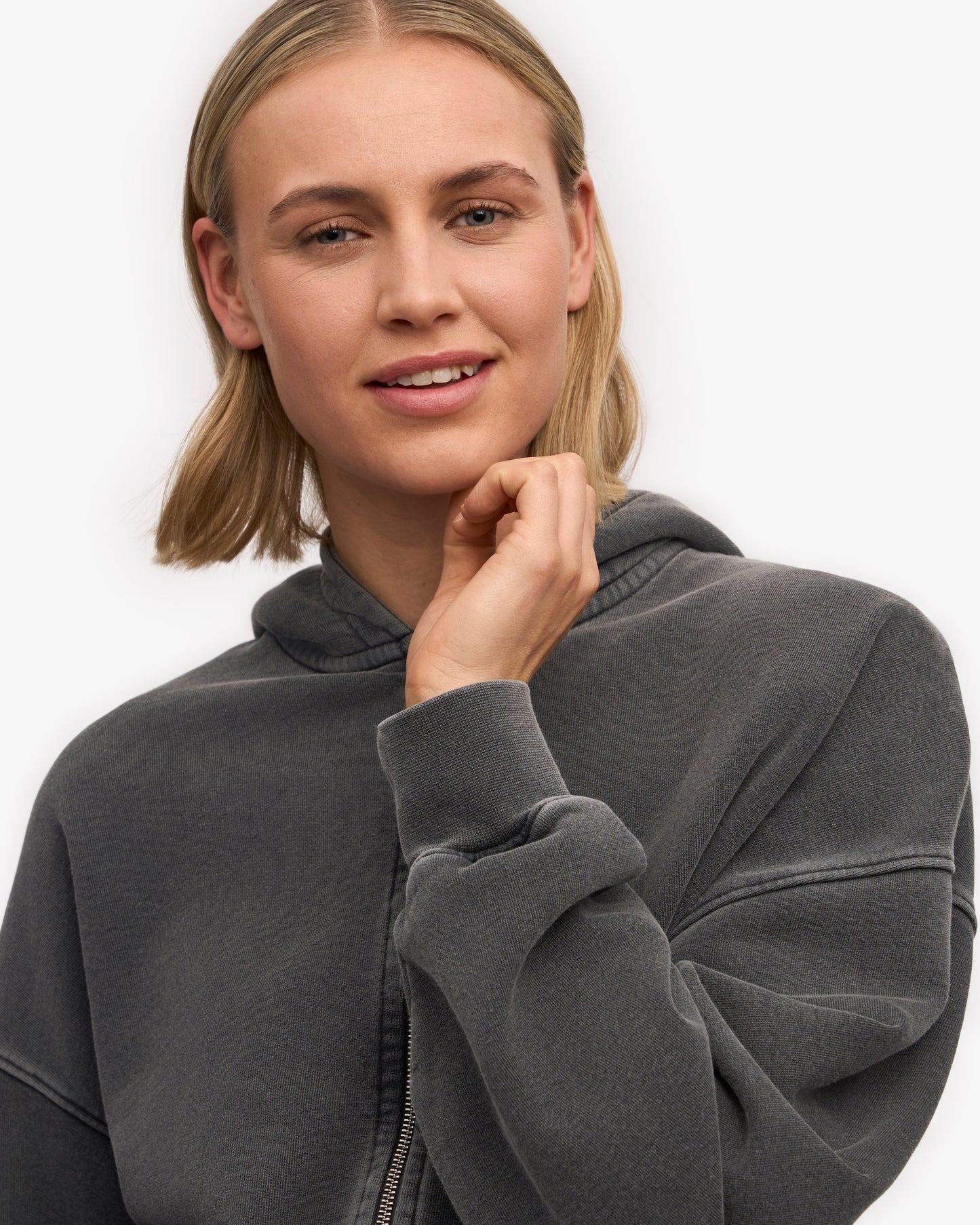 Sweat crop zippé en coton bio | organic crop zip hood - faded black