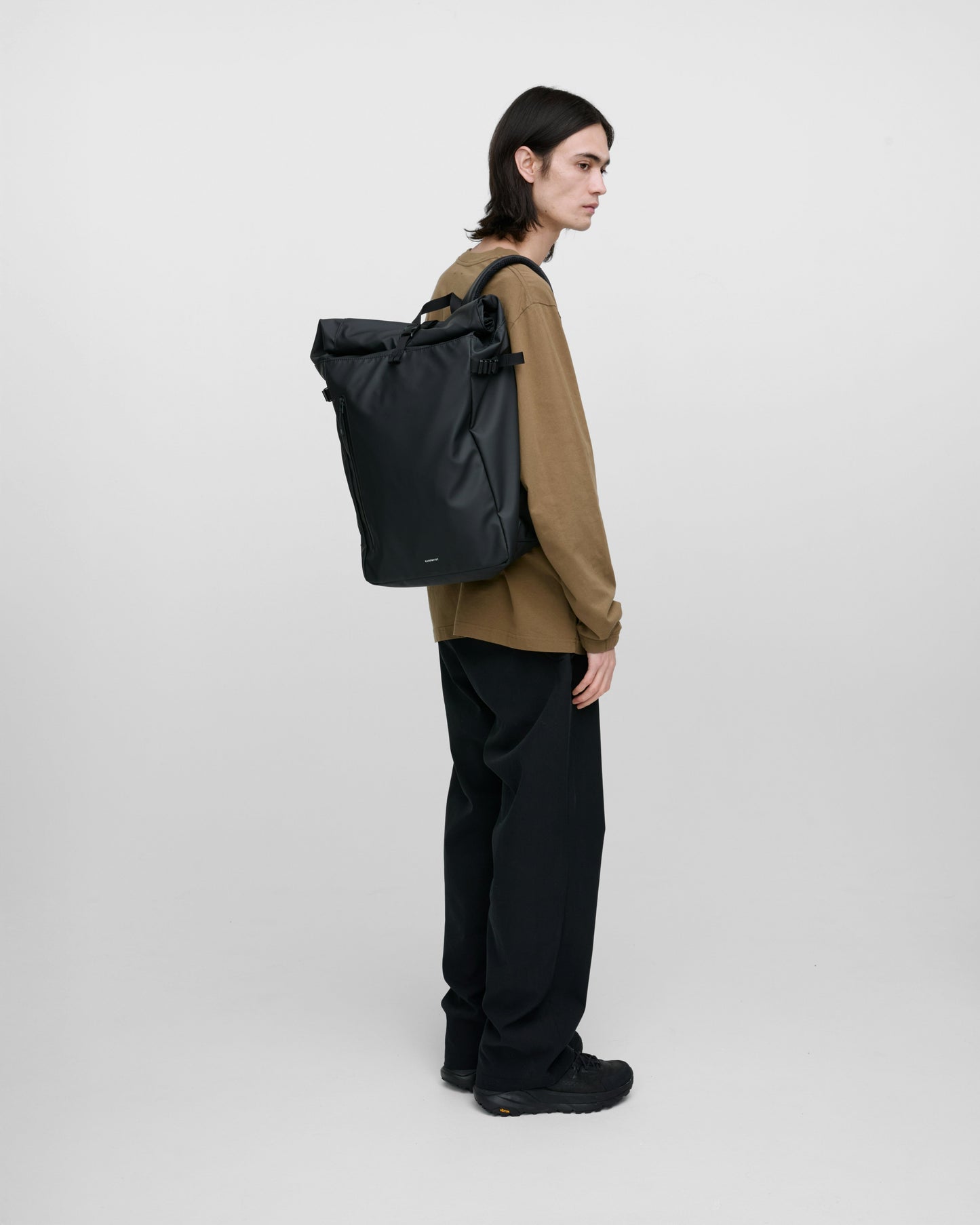 Sac à dos 34L en matière recyclée | noir "stream rolltop backpack l - black"