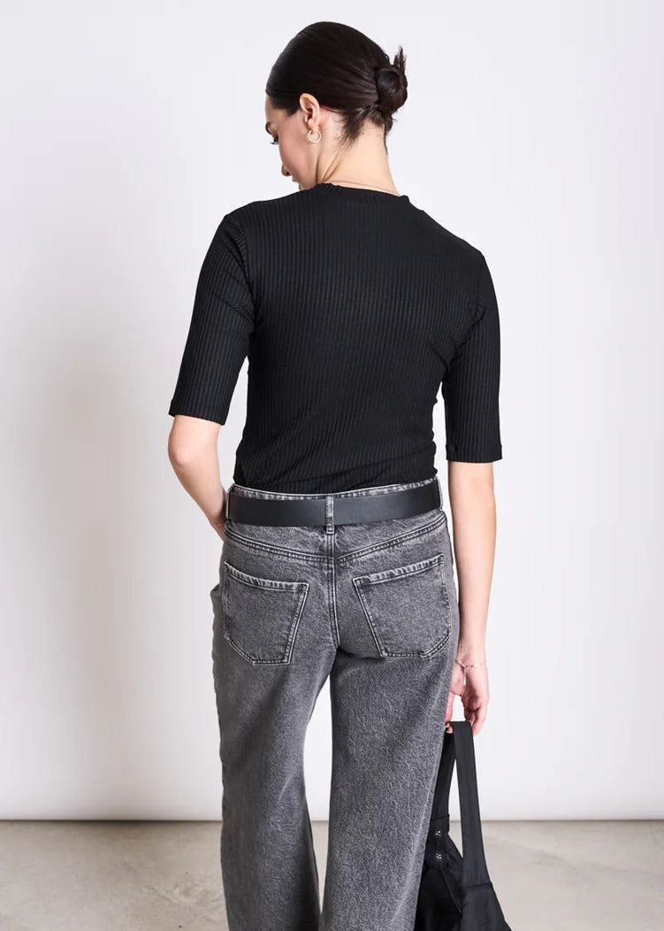 T-shirt côtelé en tencel | noir "nina black"