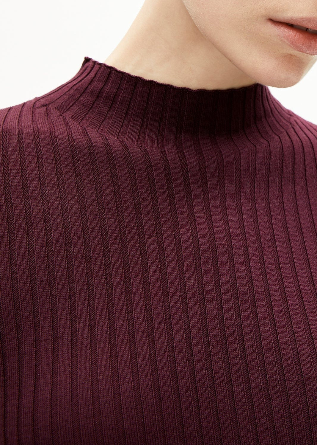 Sous-pull côtelé en coton bio | bordeaux "alaania dark cranberry"