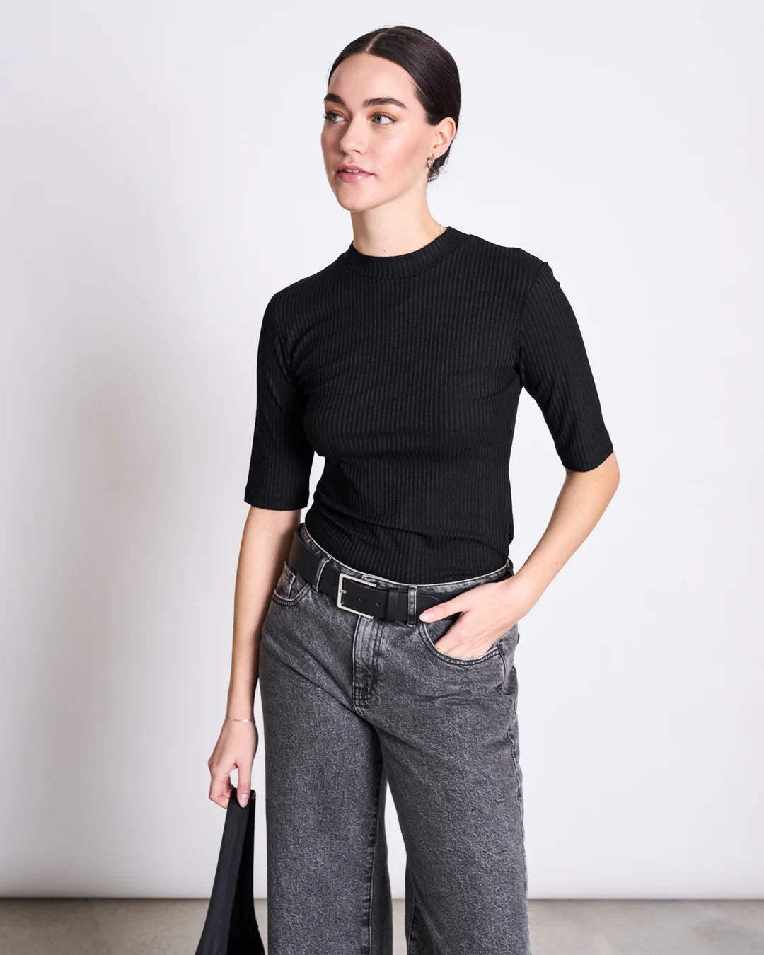 T-shirt côtelé en tencel | noir "nina black"