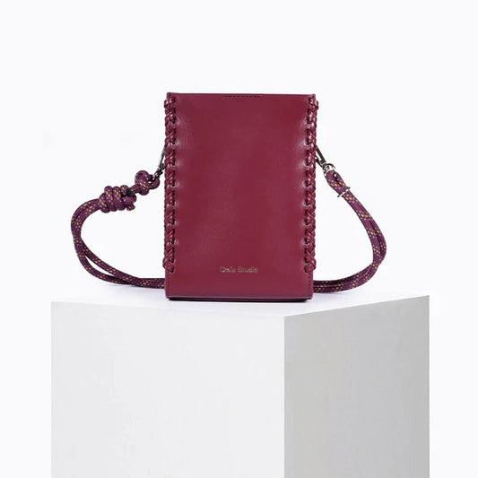Sac à bandoulière en cuir certifié | prune "essence stitch prune"