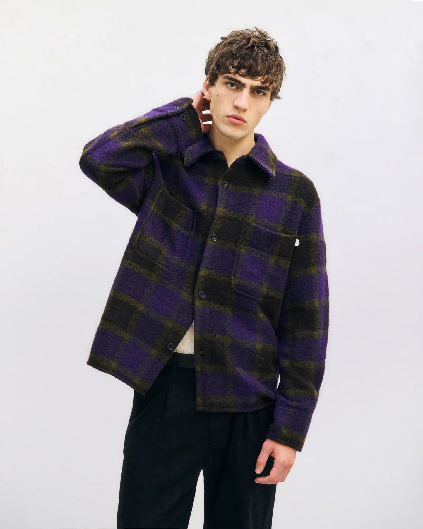 Veste en laine et coton bio | carreaux "relaxed overshirt wool-blend - purple checked"
