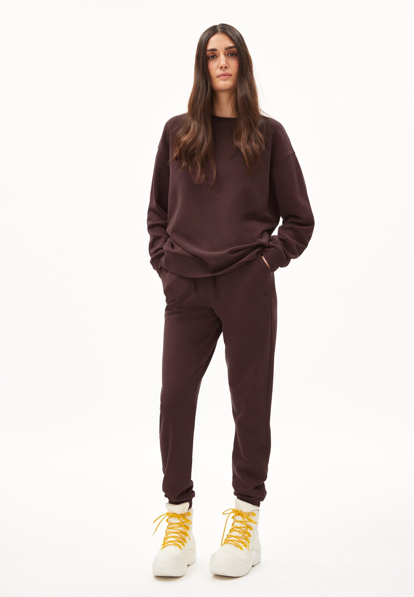 Pantalon de jogging violet foncé en coton bio - ivaa fudge