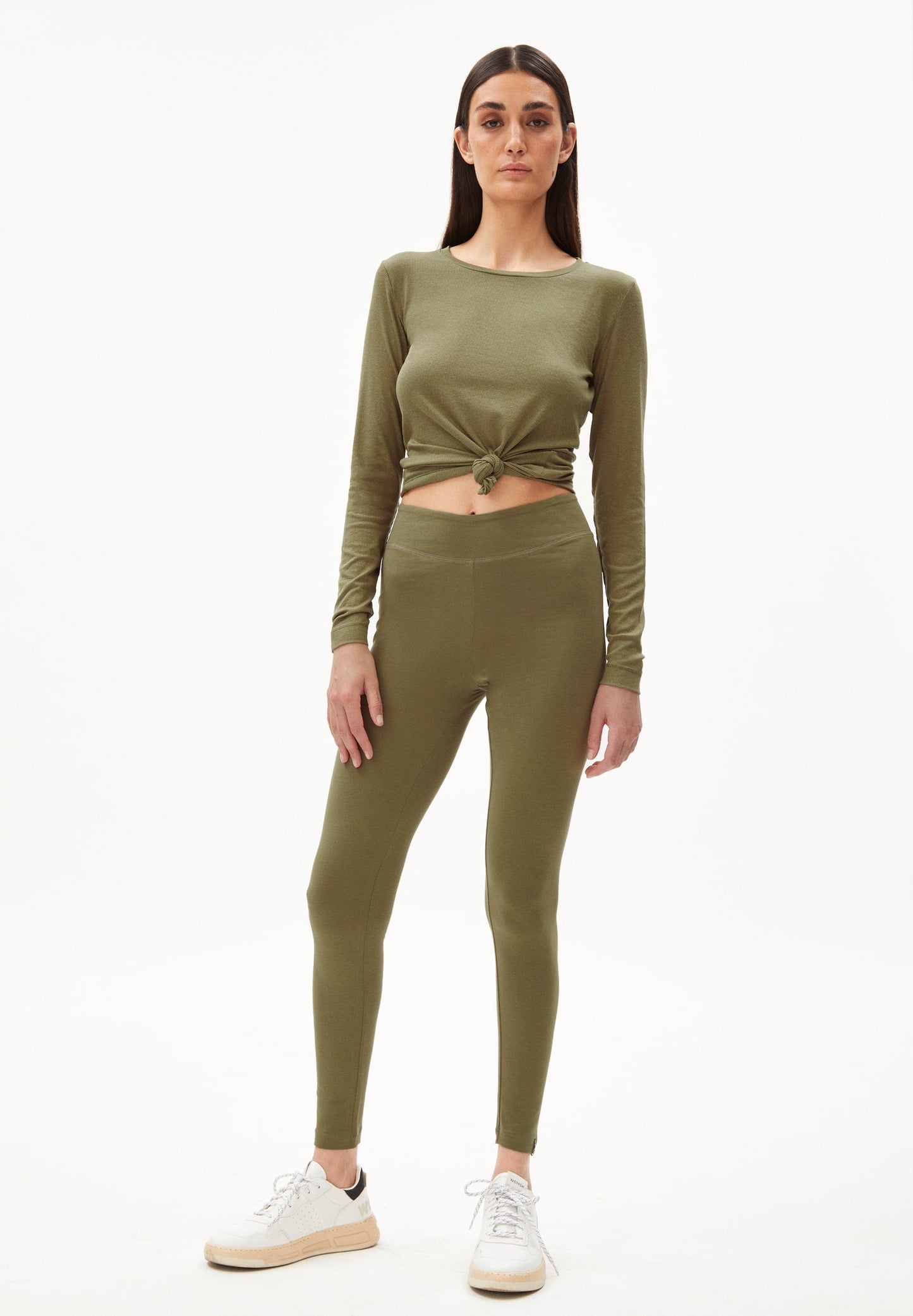 T-shirt manches longues kaki en tencel et coton bio - jaaleaa oliva