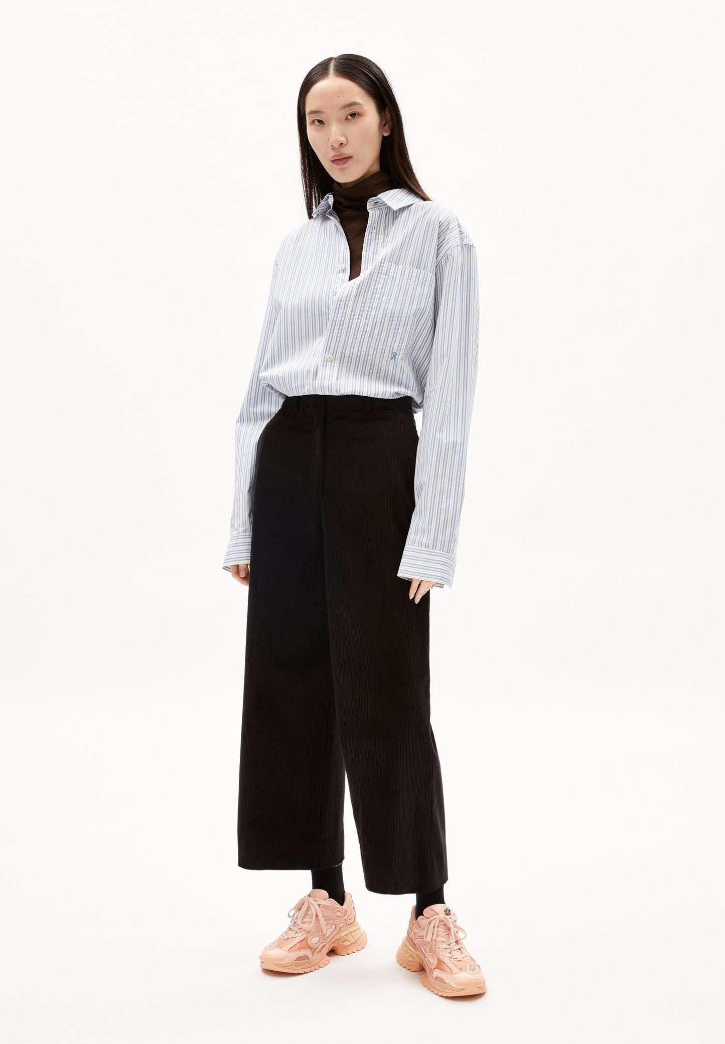 Pantalon velours côtelé en coton bio | Noir "jaalma corduroy black"