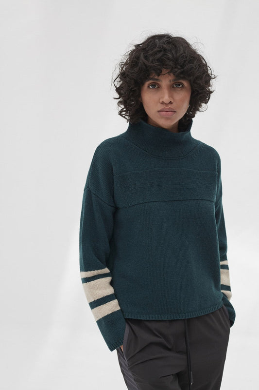 Pull en maille col haut vert en laine recyclée - Dema