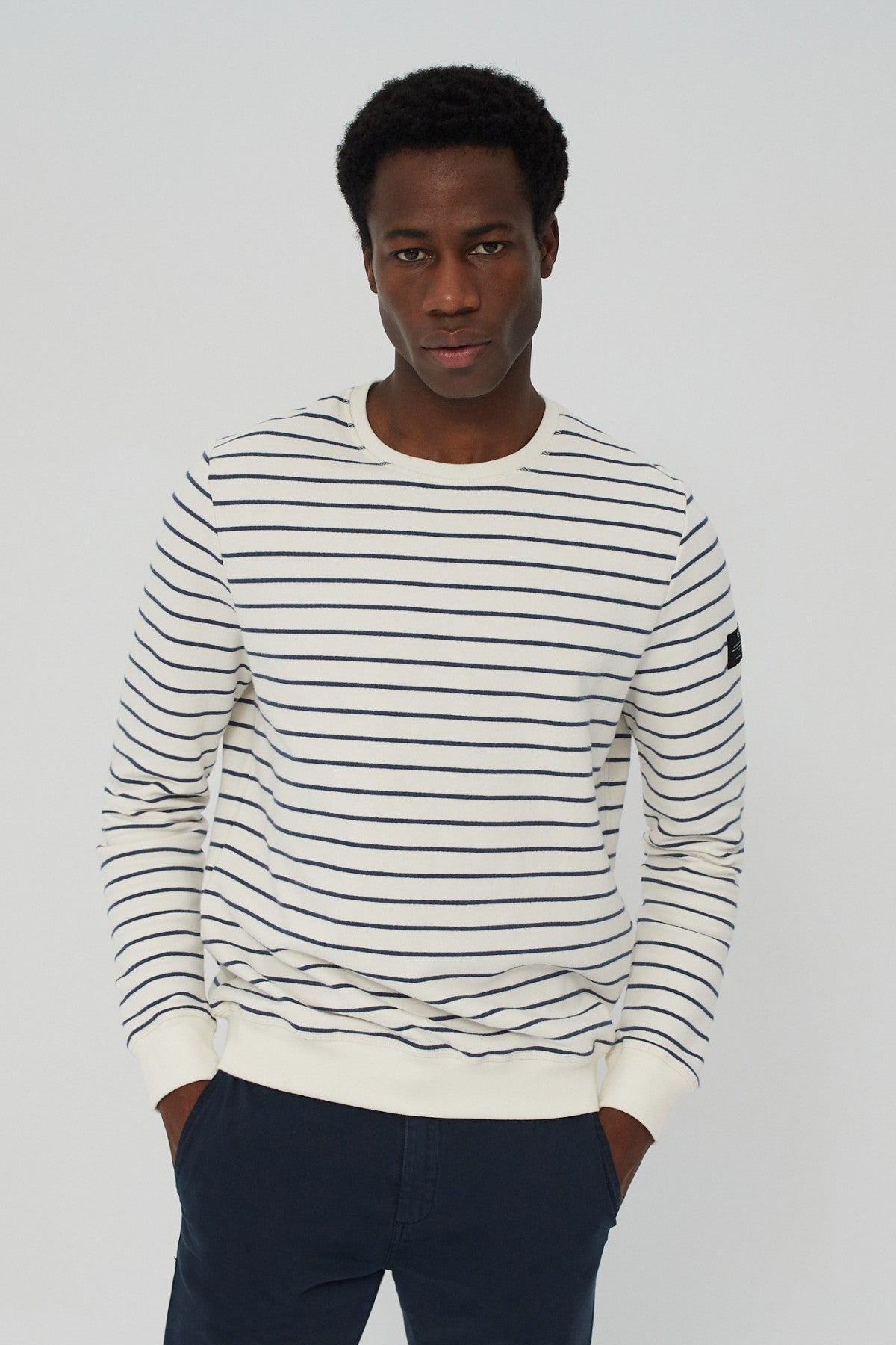 Sweat rayé blanc en coton bio - Pluscombe