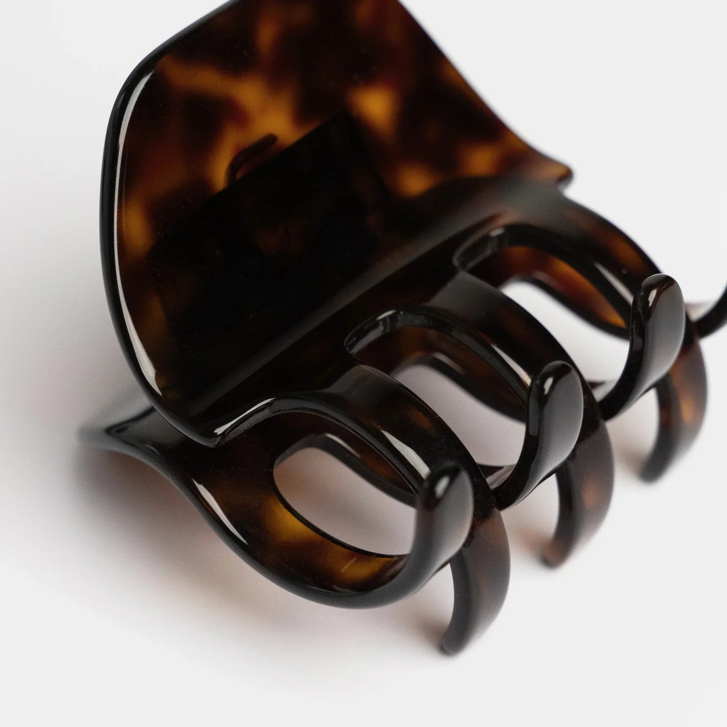 Pince à cheveux en matériaux recyclés | marron "nova - ecaille"