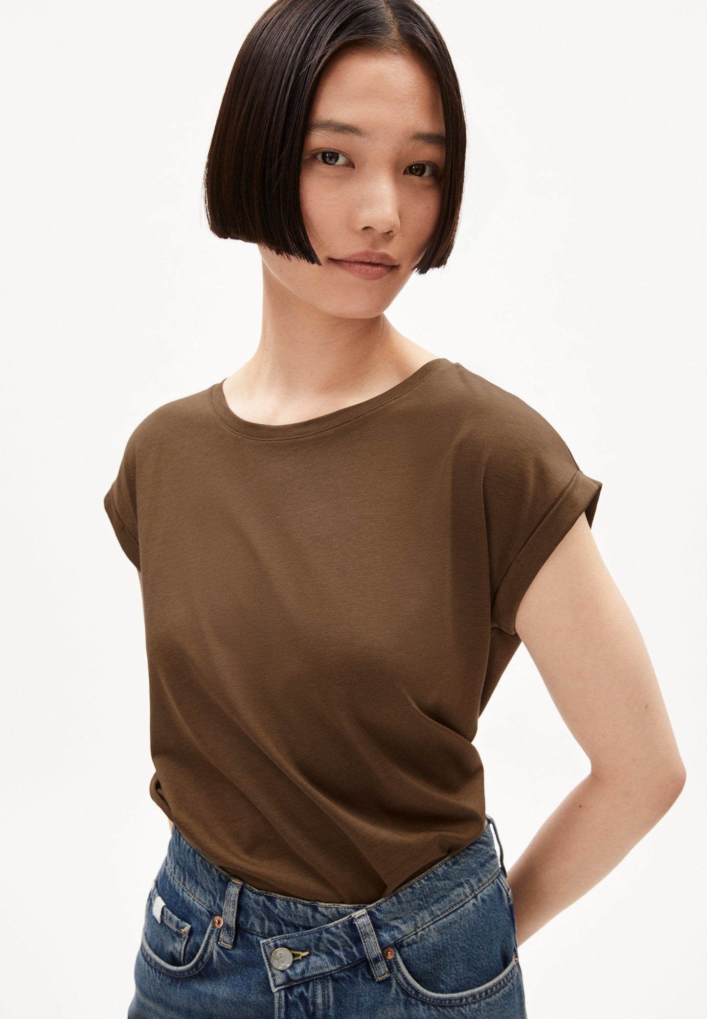 t-shirt en tencel et coton bio | marron "jilaana - dried moss"