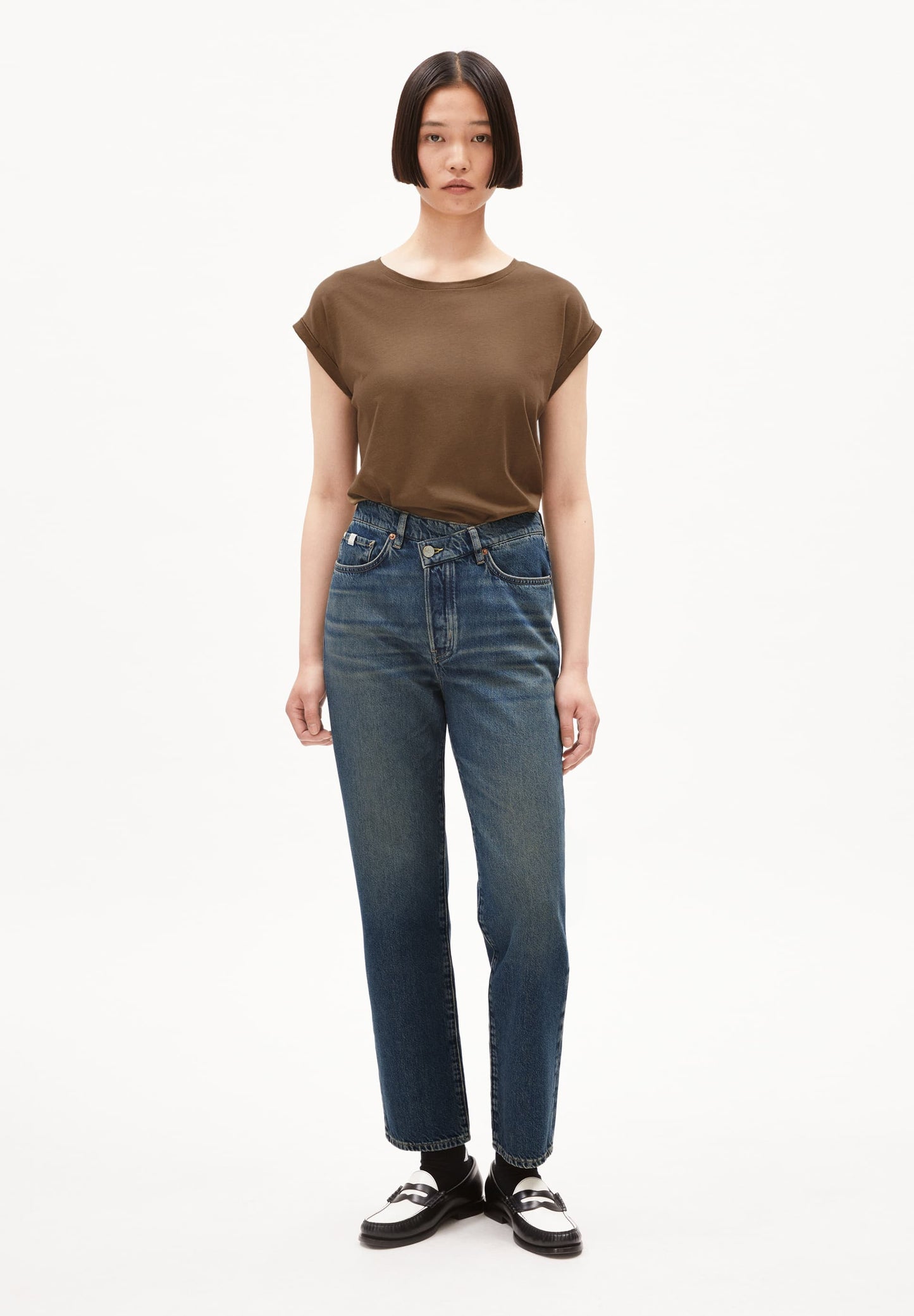 t-shirt en tencel et coton bio | marron "jilaana - dried moss"