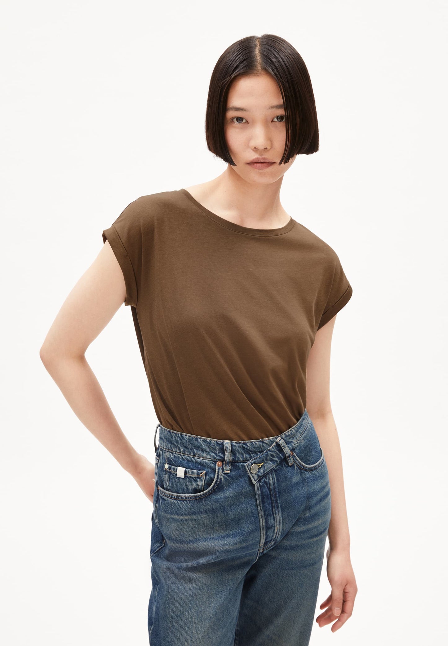 t-shirt en tencel et coton bio | marron "jilaana - dried moss"