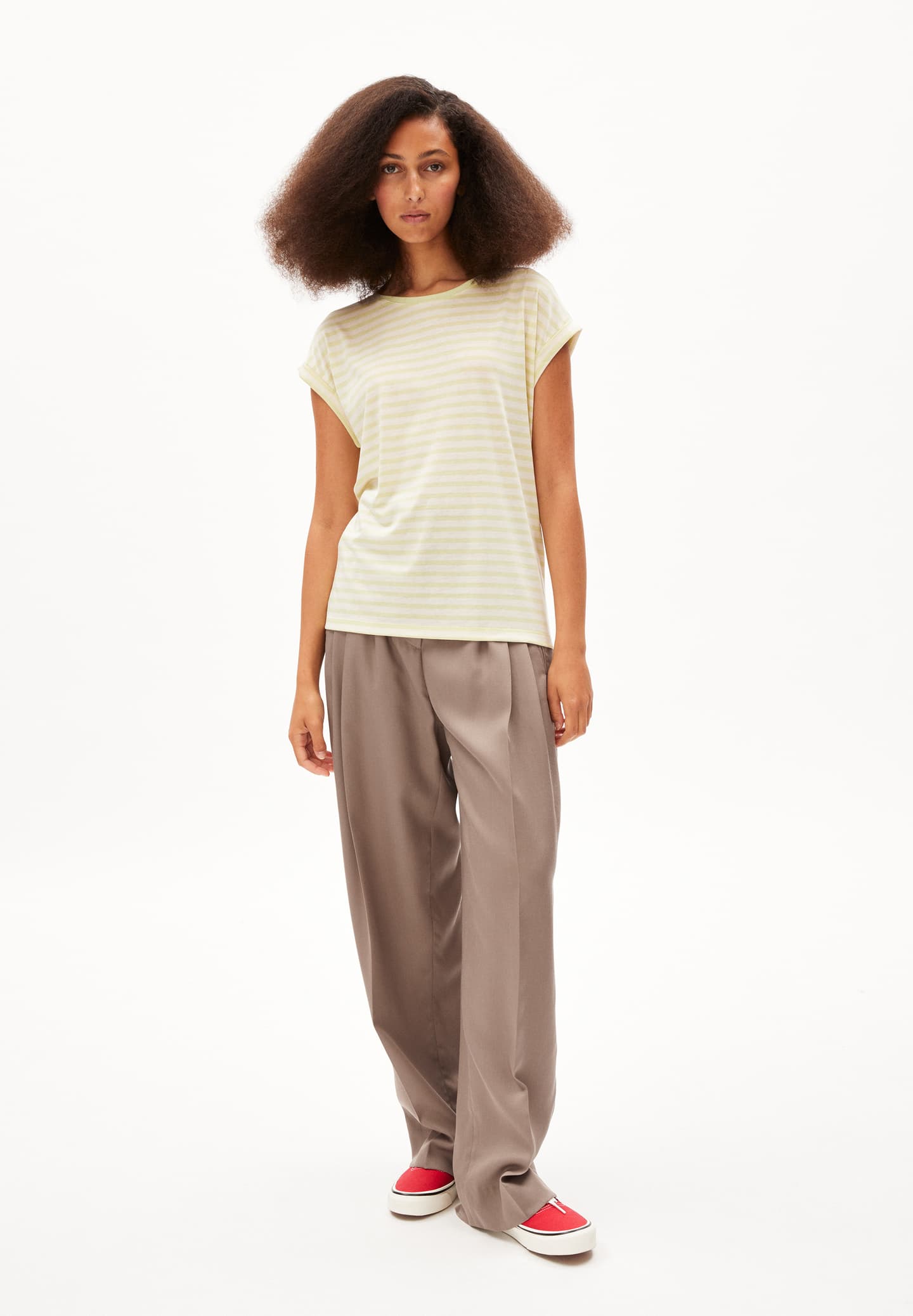T-shirt en tencel et coton bio | rayé vert "jilaana stripes pastel green-oatmilk"