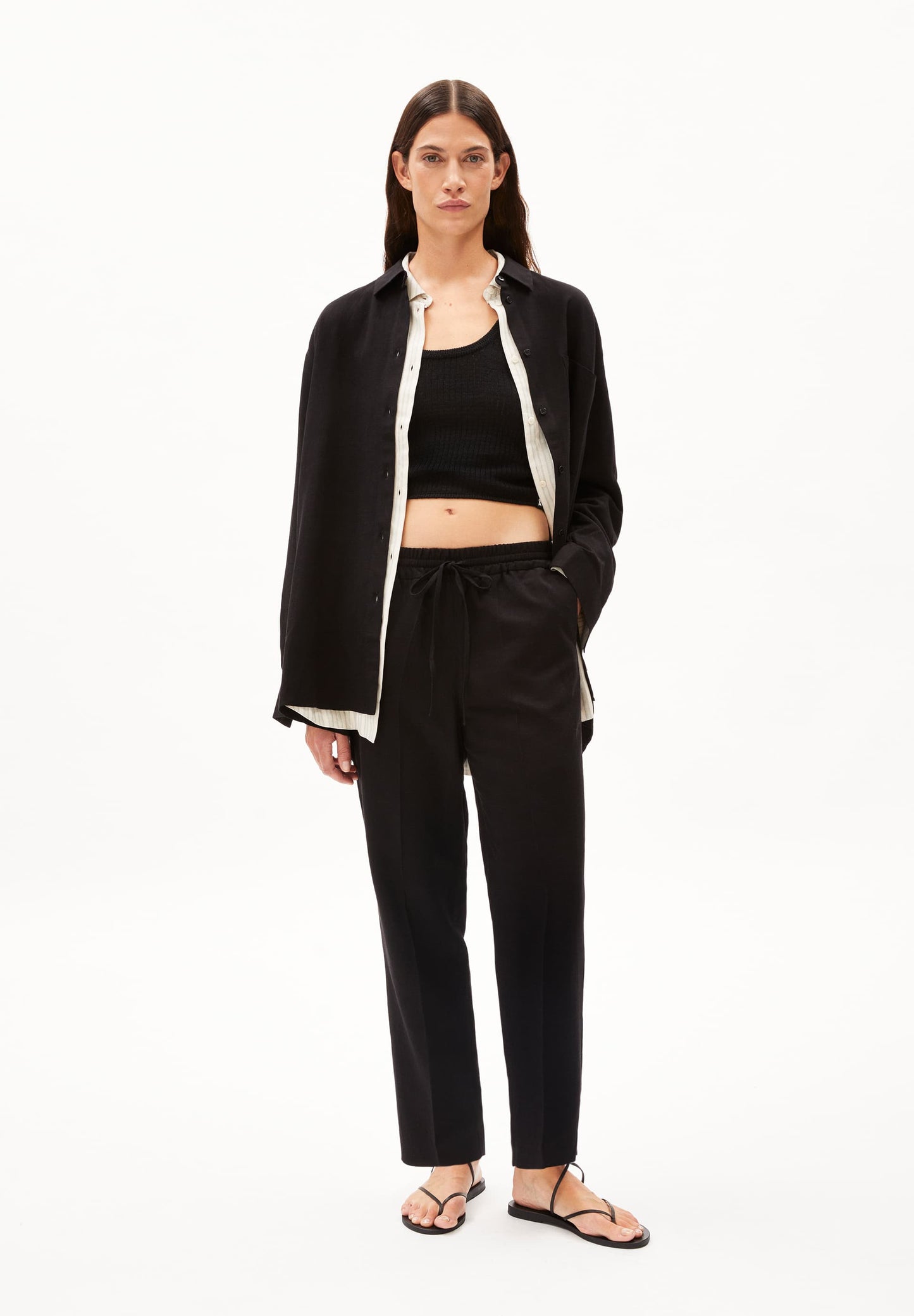 Pantalon droit en ecovero et lin | noir "kaadia tapered lino - black"