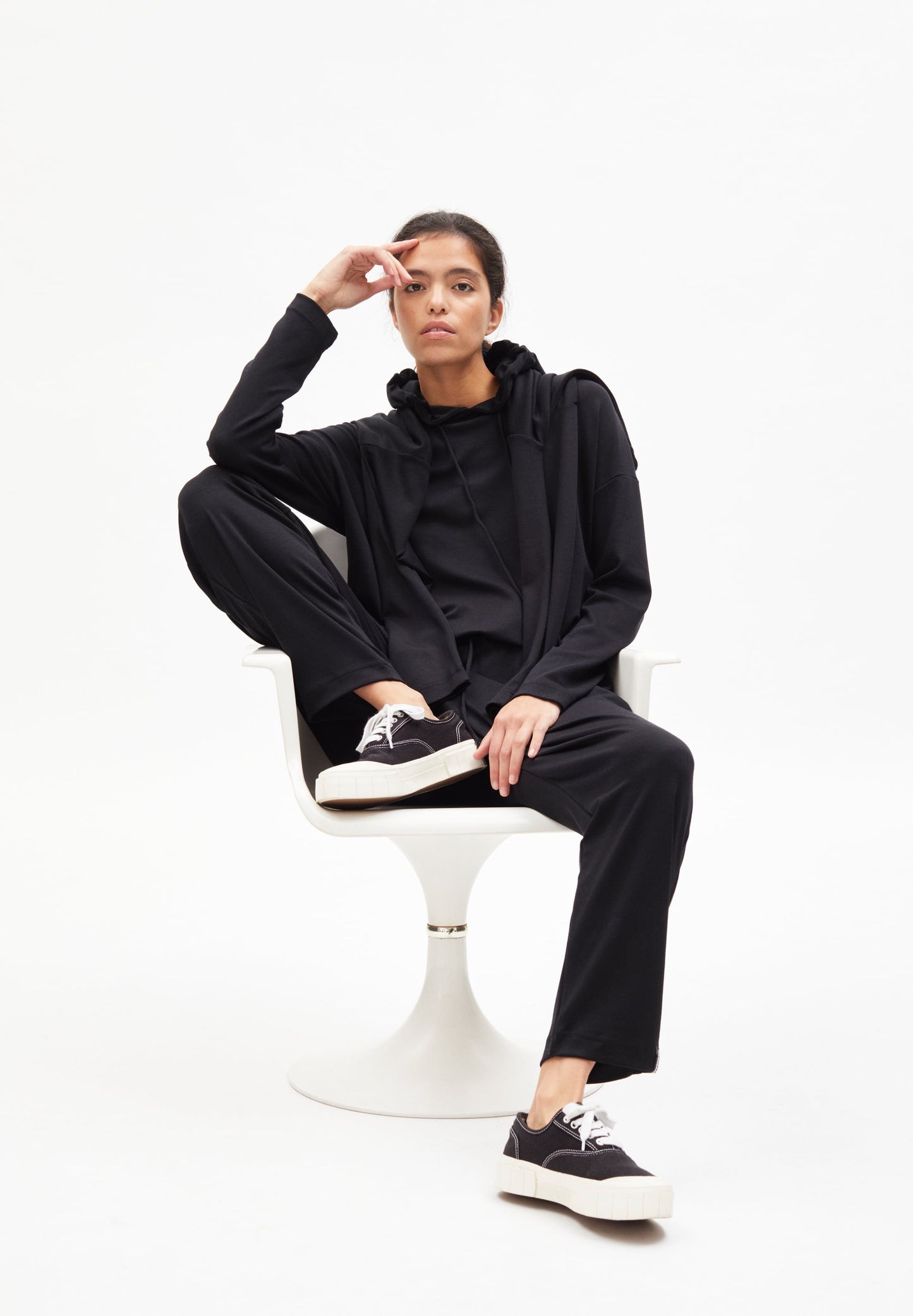 Pantalon de jogging noir en tencel et coton bio - kaaia black