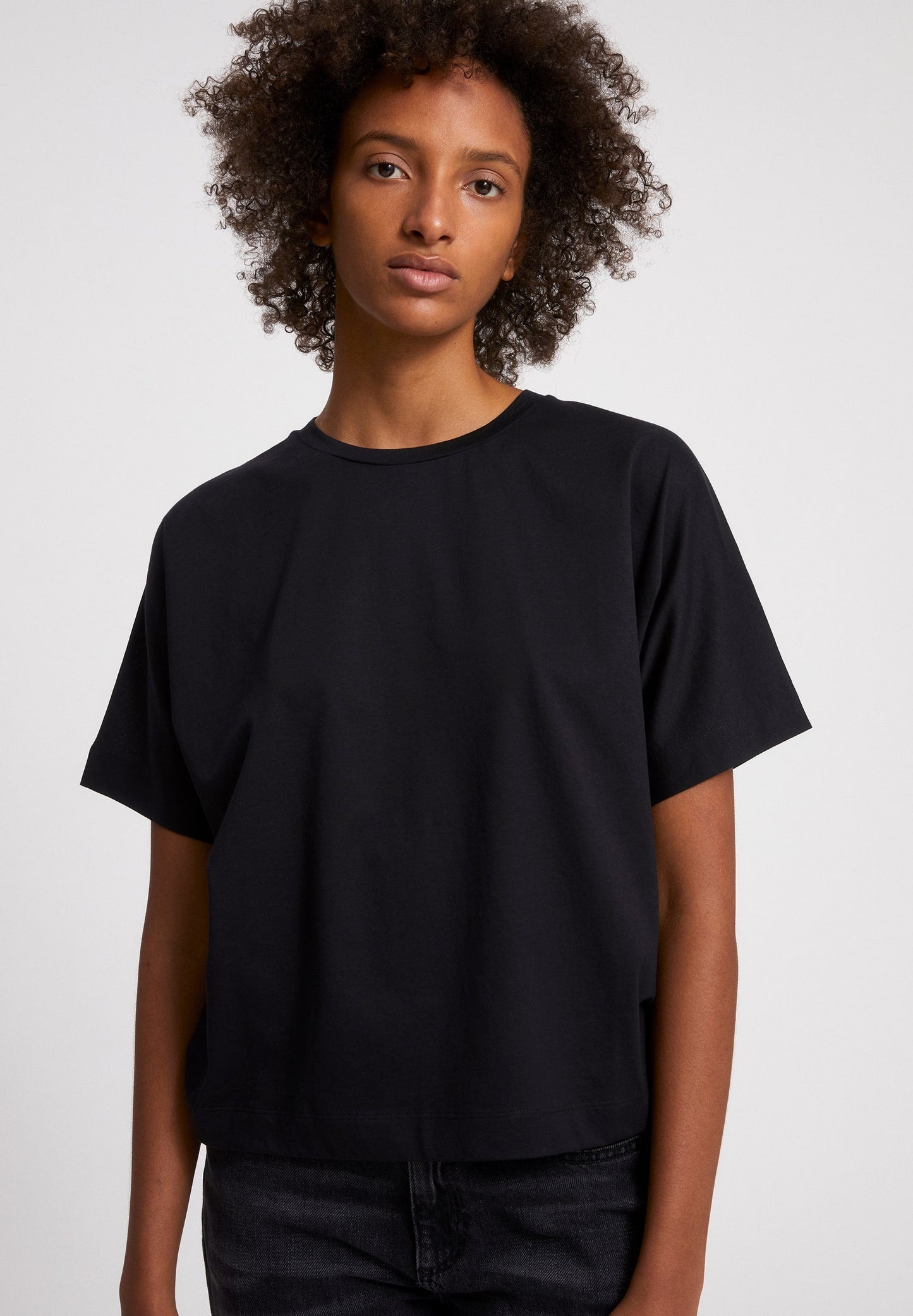T-shirt ample noir en coton bio - kajaa mercerized black