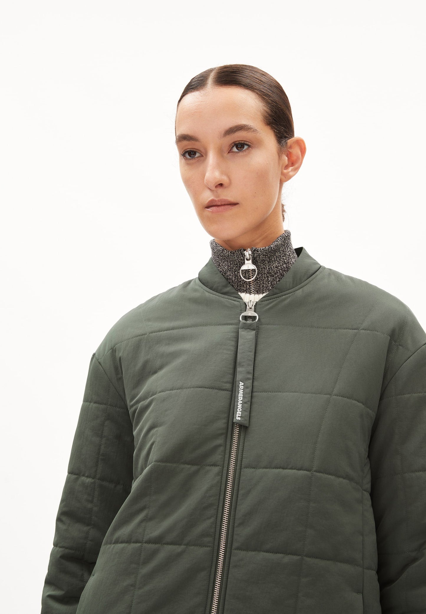 Blouson matelassé en recyclé | kaki "kameiaa - boreal green"