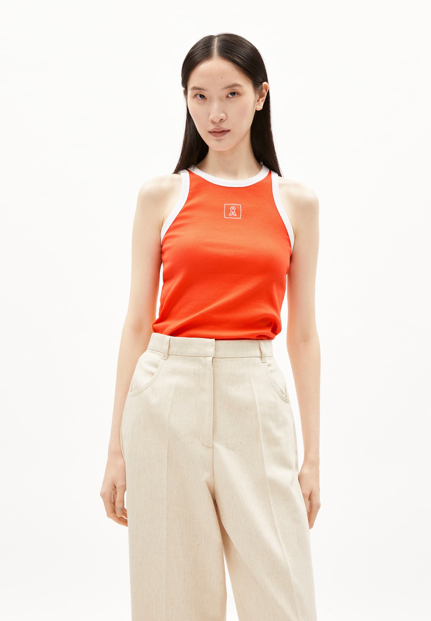 Débardeur brodé en coton bio | rouge "kanitaa contrast poppy red-white"
