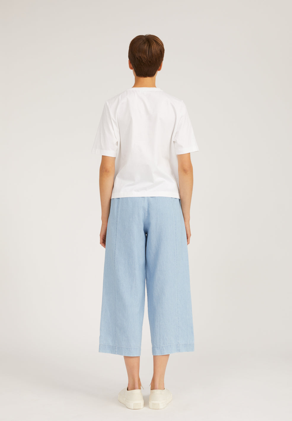 Pantalon ample 7/8 en coton bio bleu ciel - KARUNAA