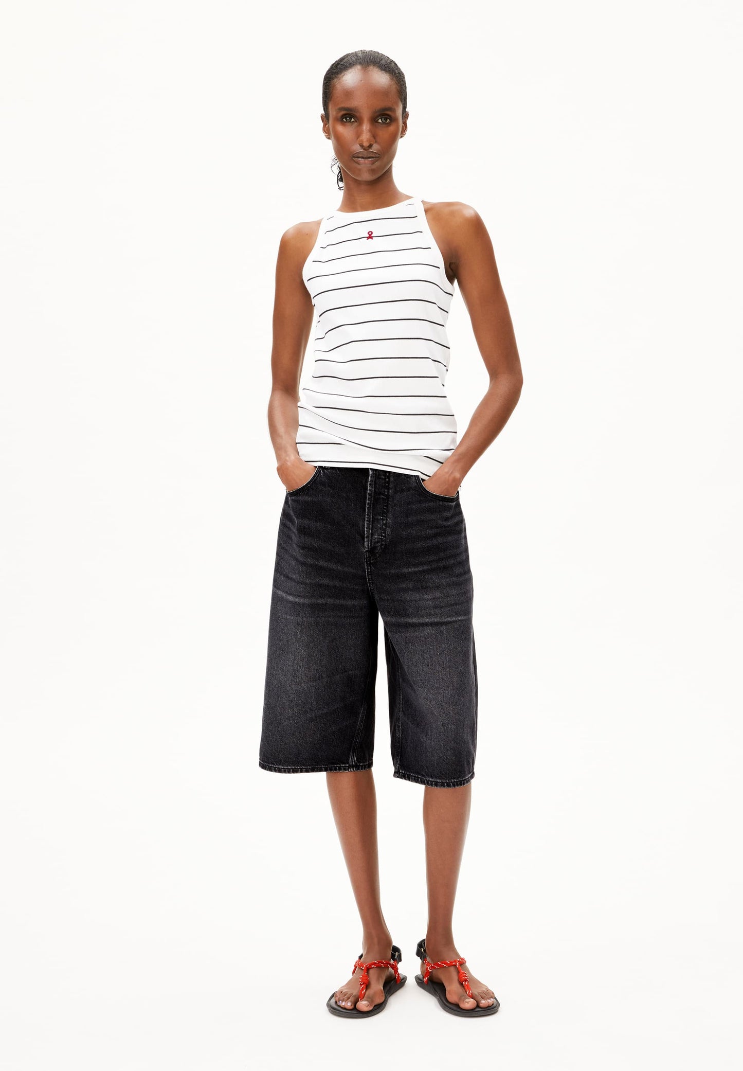 Top en coton biologique | blanc "kataalin fine stripes - white-black"
