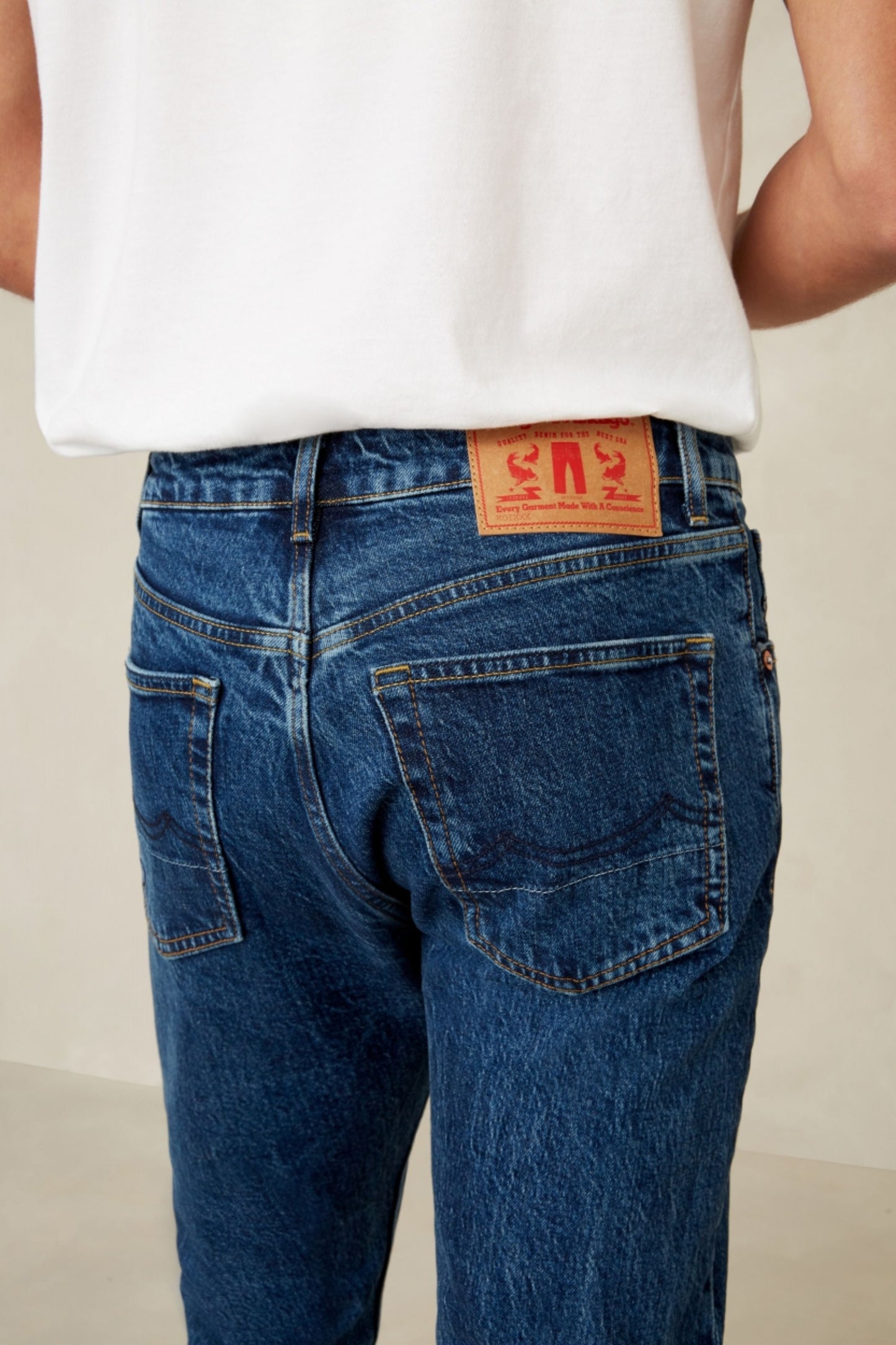 Jean slim en coton bio et recyclé | bleu foncé "edric xavier mid used"