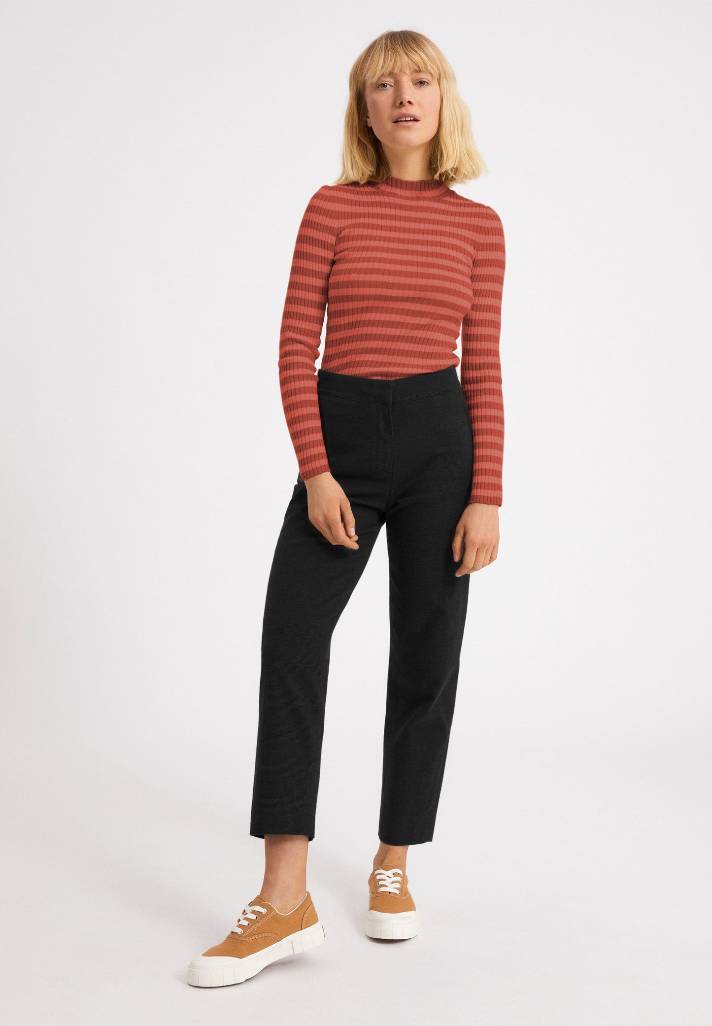 Pantalon noir droit en coton bio - korneliaa black