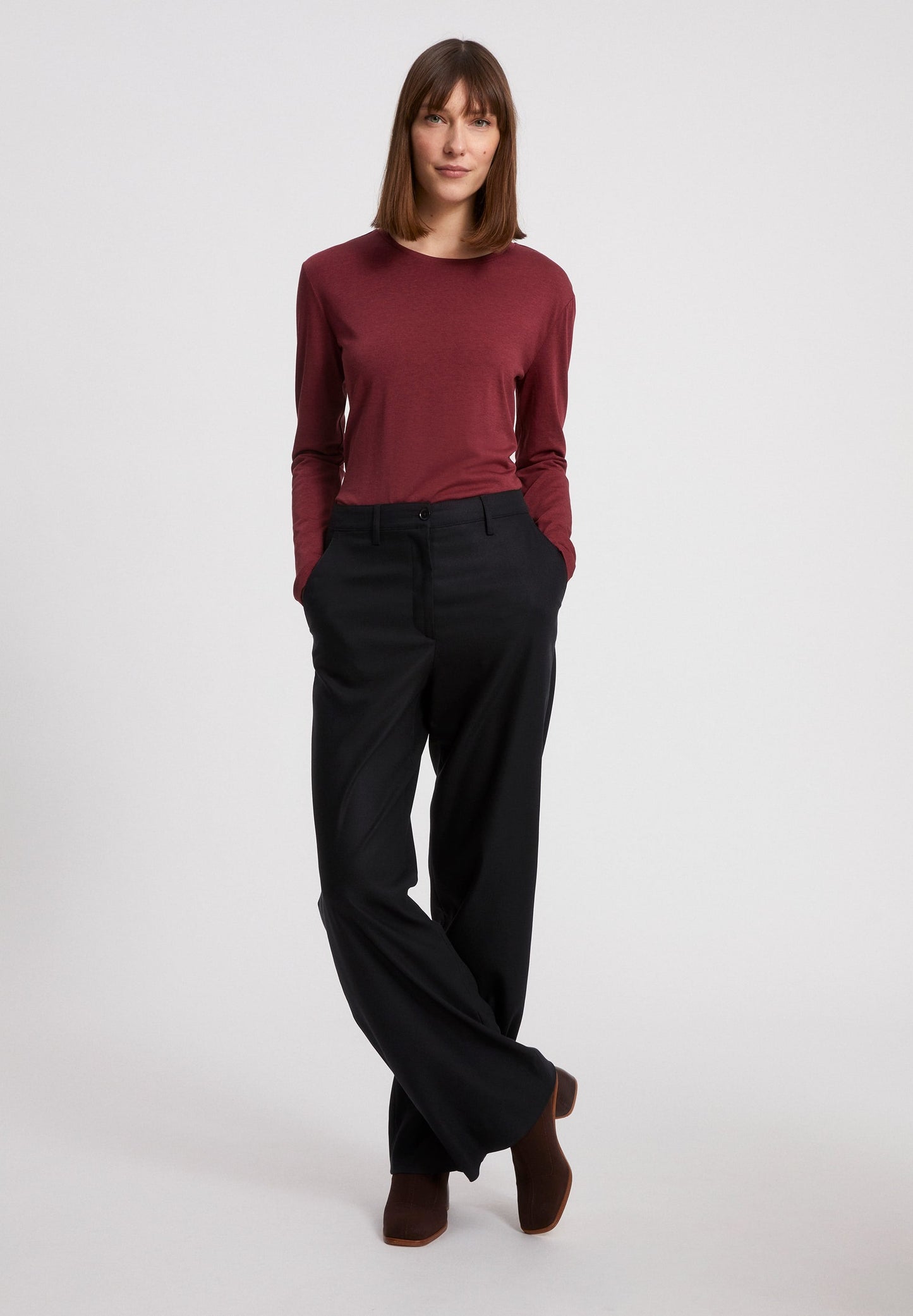 T-shirt à manches longues rouge en tencel et coton bio - Kosmaa ruby red