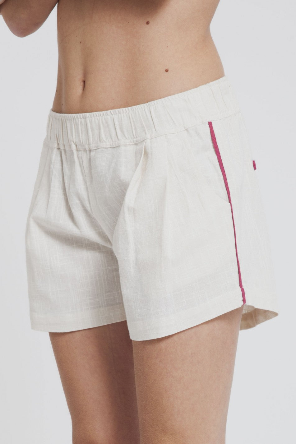 Short écru en coton bio