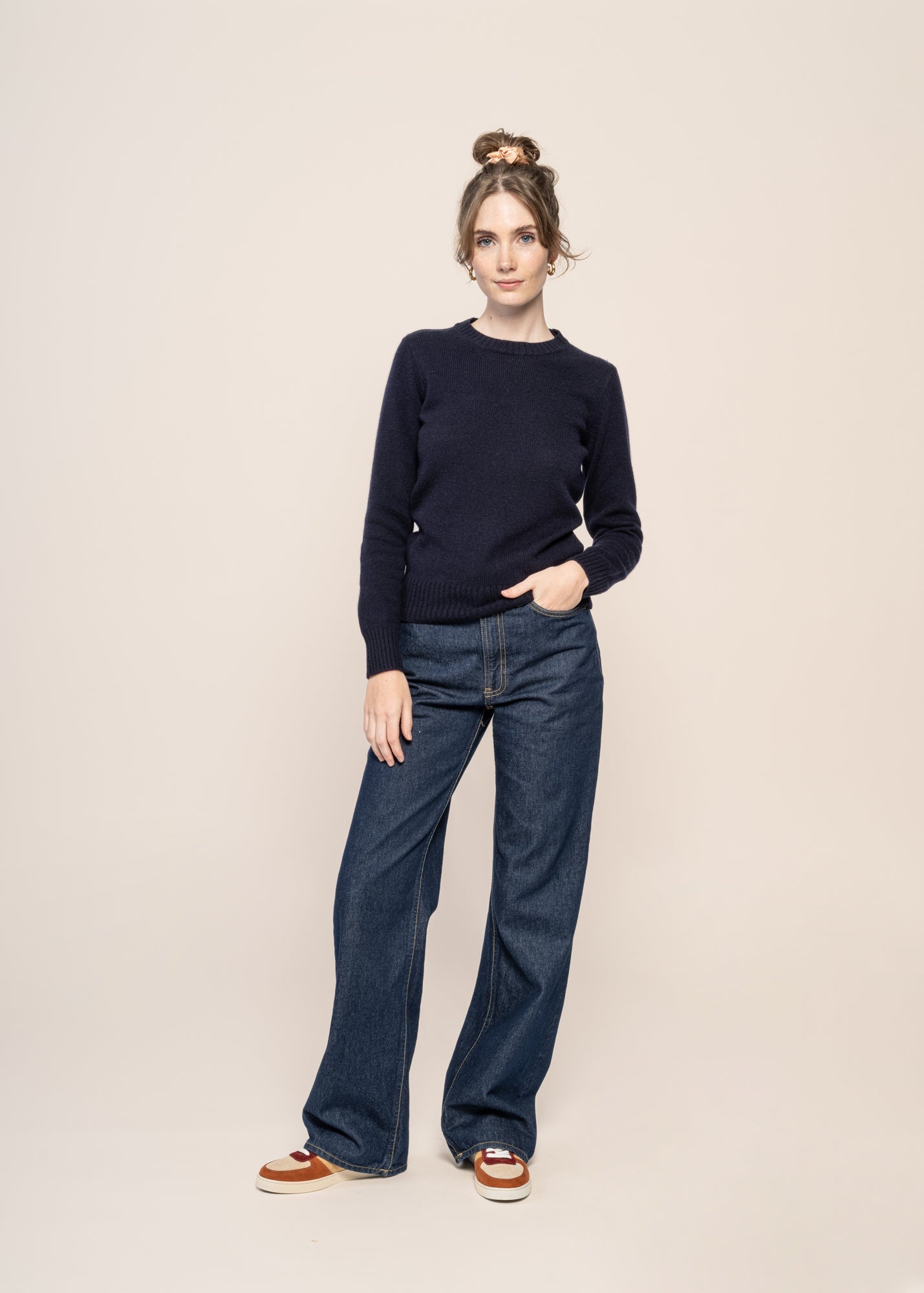 Pull col rond en laine recyclée | marine "maglia laura blu mora"