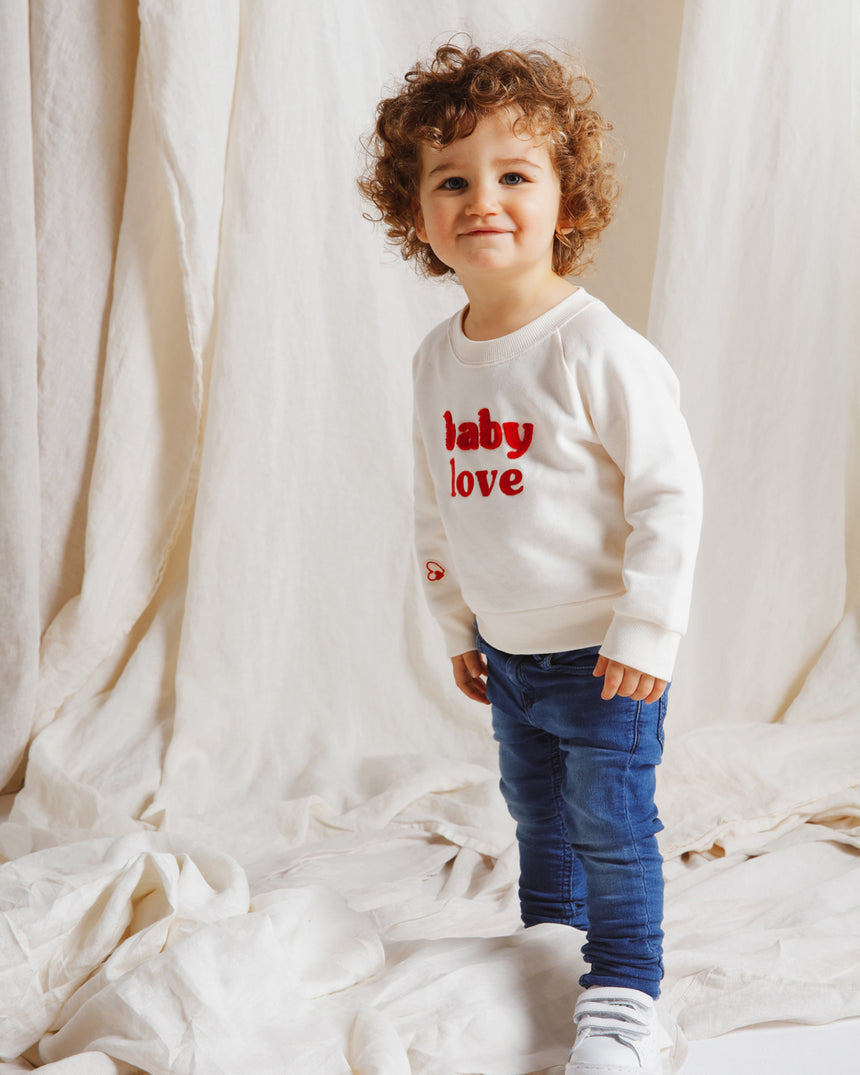 Sweat brodé en coton bio | Crème "baby love crème"