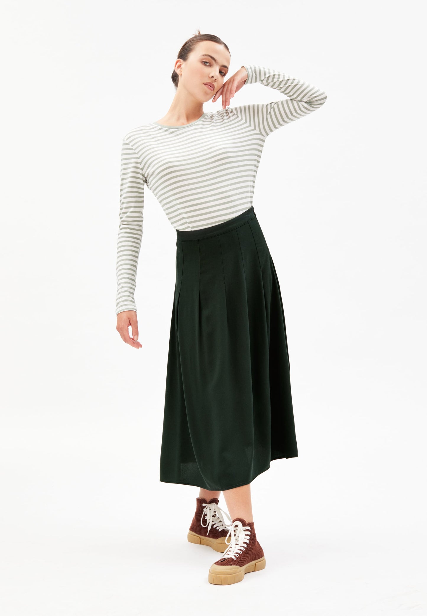 Jupe mi-longue vert bouteille en lenzing - leaahna vintage green