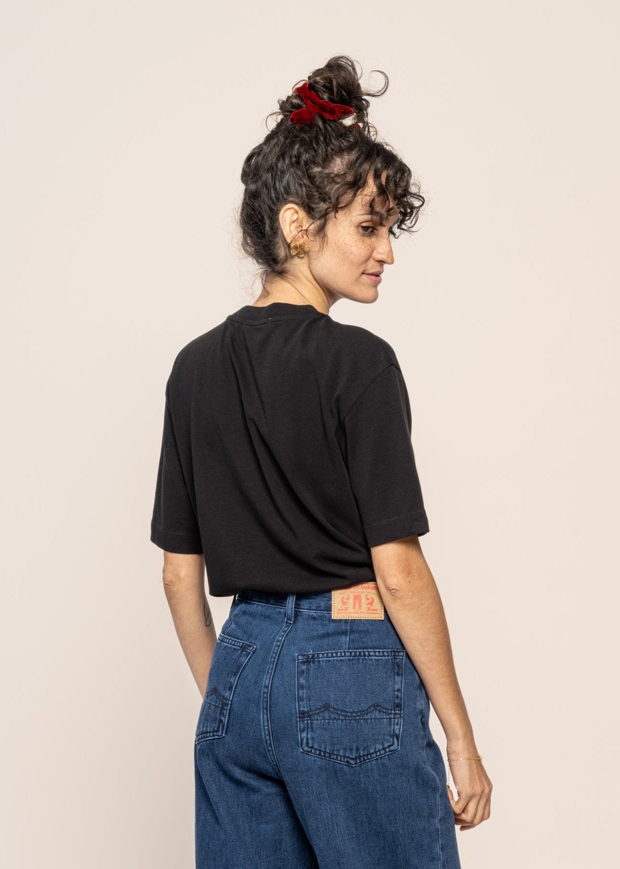 T-shirt en coton bio et recyclé | noir "tarjaa black"