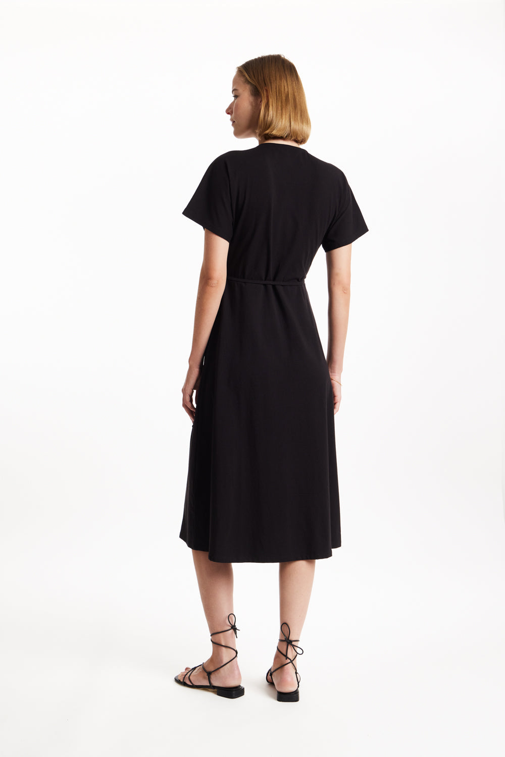 Robe portefeuille noire en coton bio - leora wrap dress black