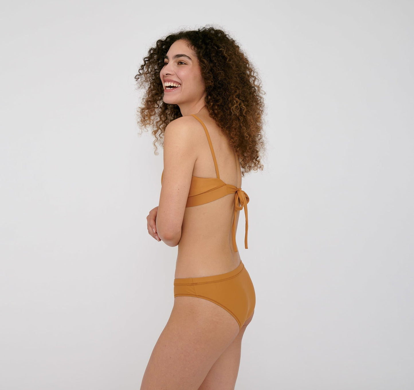 Bas de bikini ocre en matière recyclée - Re-swim Bikini bottoms ocher