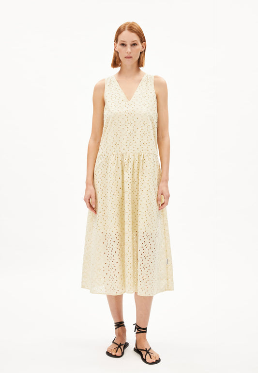 Robe brodée en coton biologique | beige "livalaa broidery - summer hay"