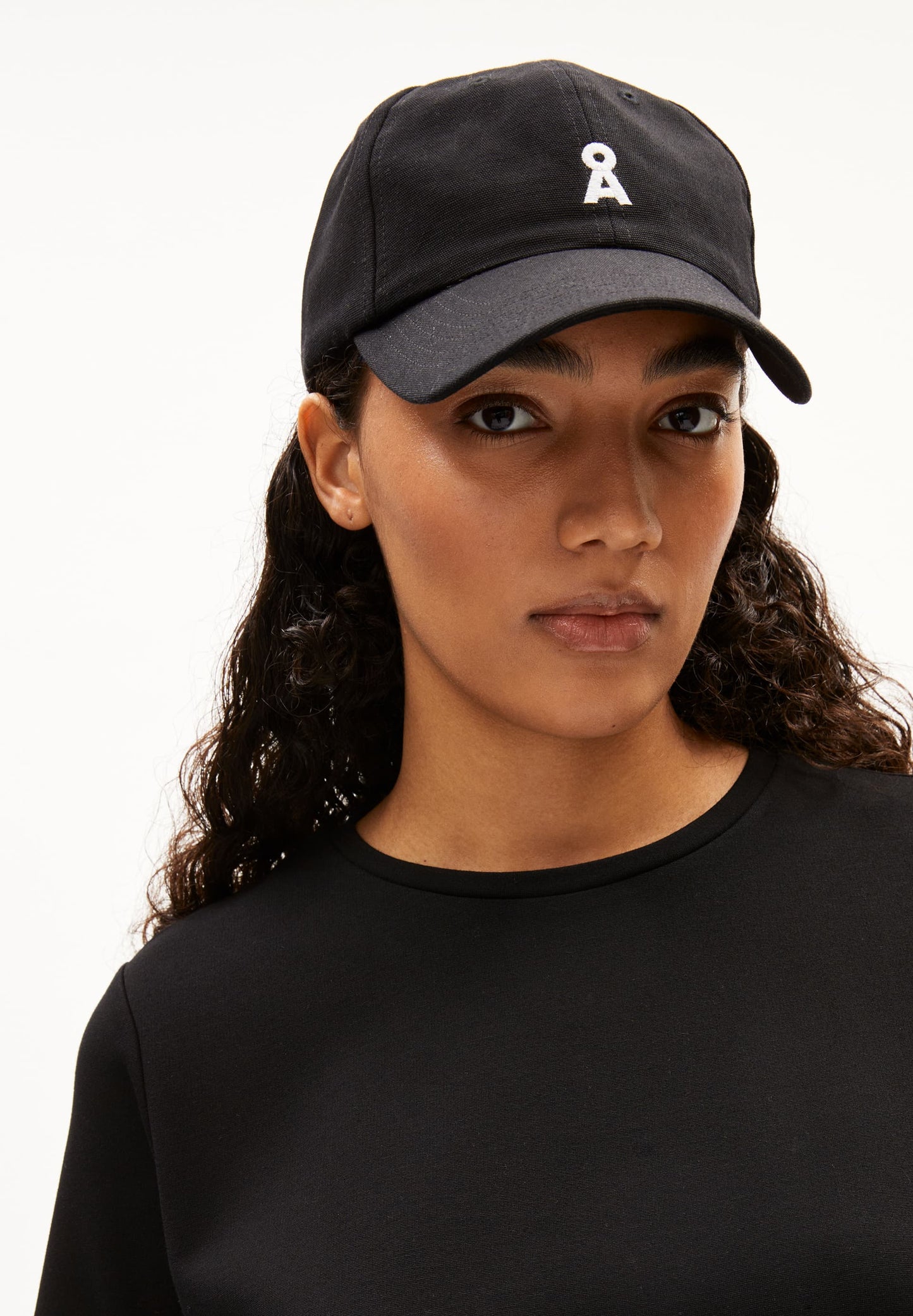 Robe droite en ecovero | noir "maariliana black"