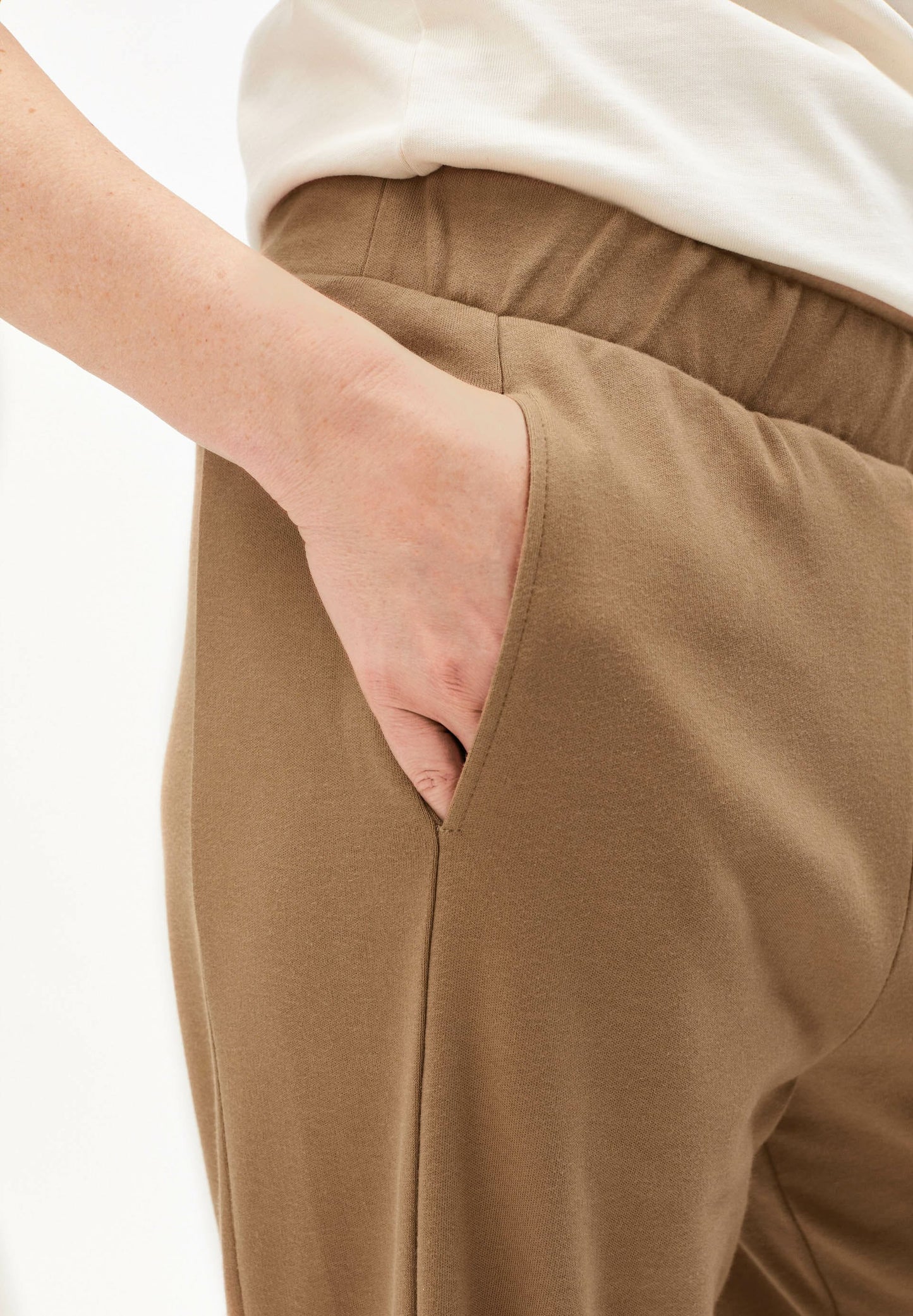 Pantalon ample amande en coton bio - maarle