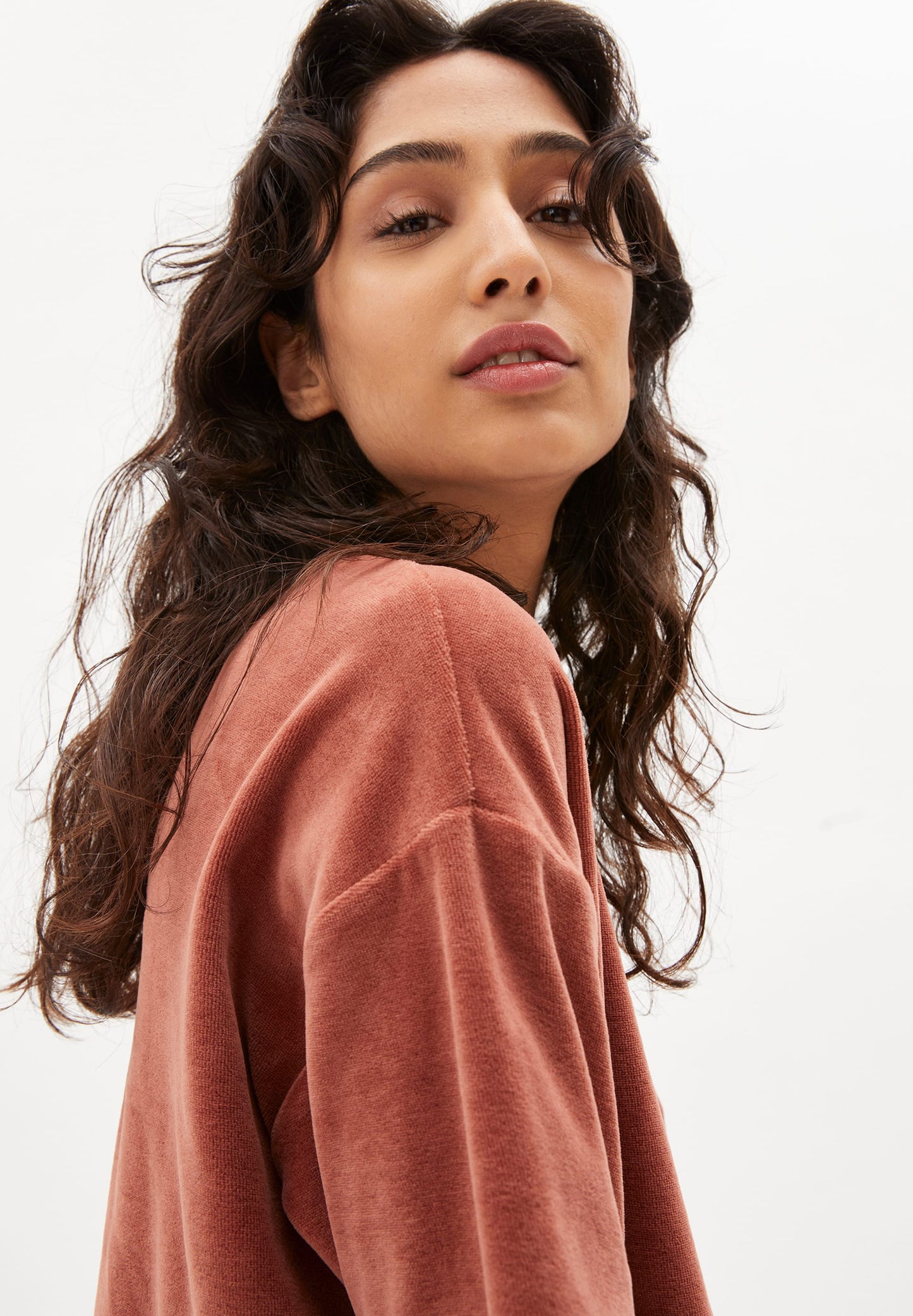 T-shirt ample velours vieux rose en coton bio - maarli copper glow