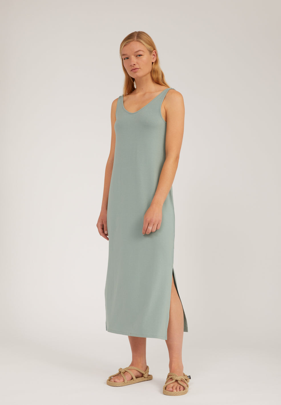 Robe longue vert d'eau en lenzing - Madalenaa