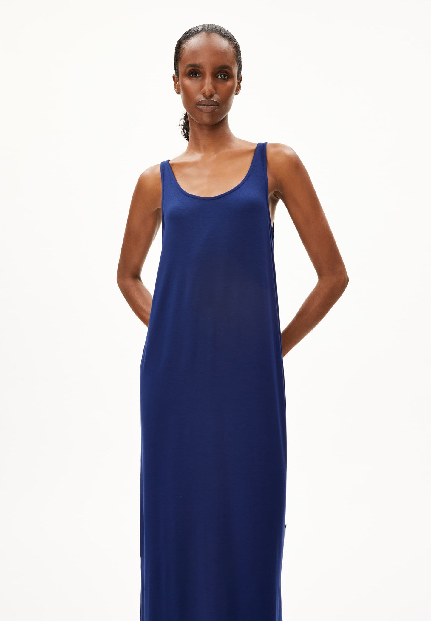 Robe en coton biologique | bleu "maeliaa solid - blue noon"