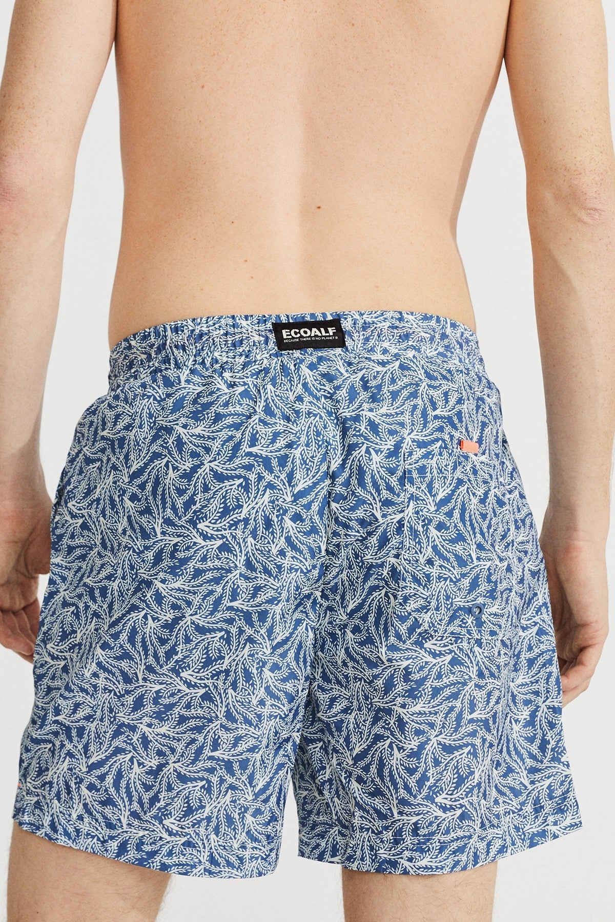 Short de bain à motifs bleus recyclé