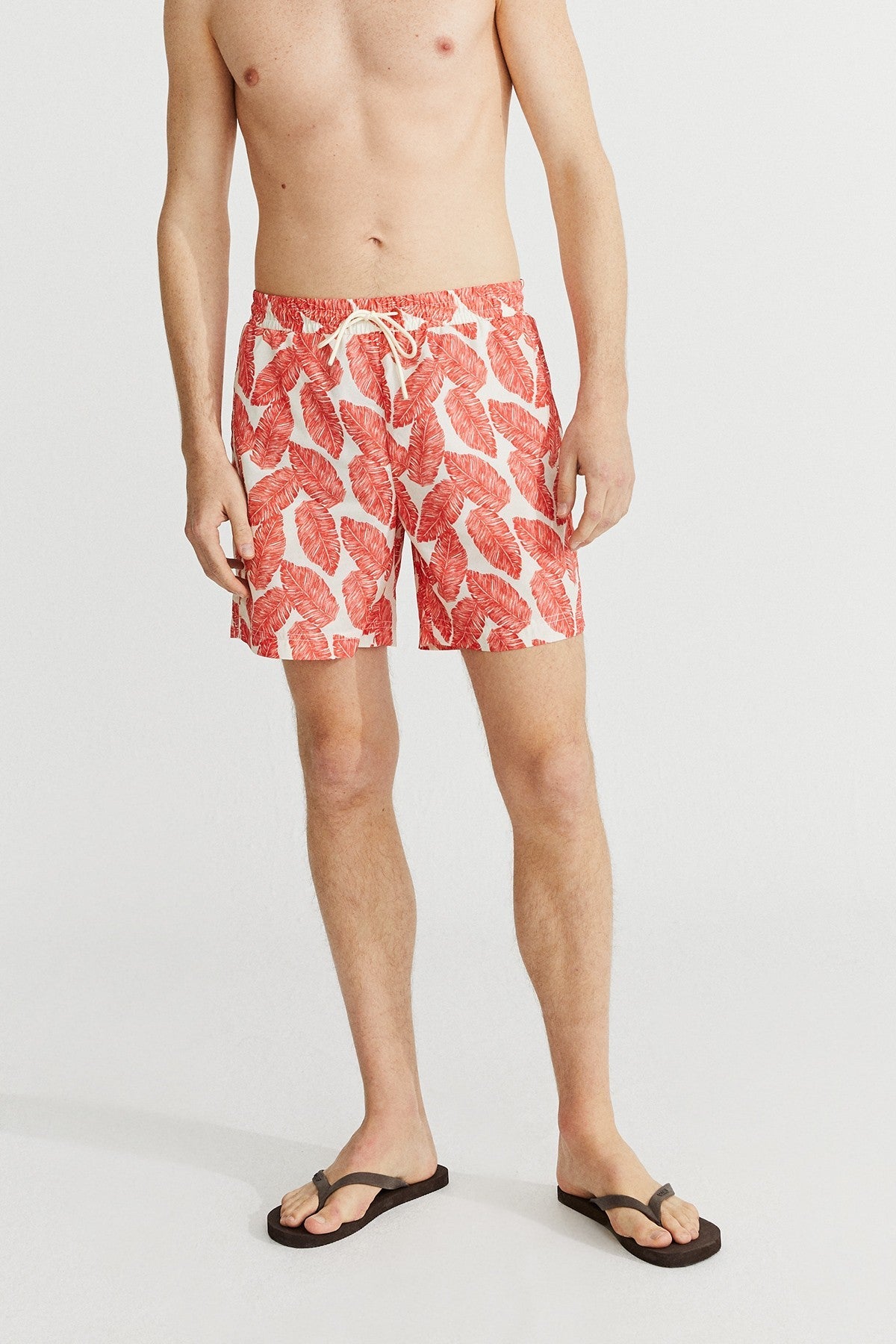 Short de bain à motifs corail recyclé