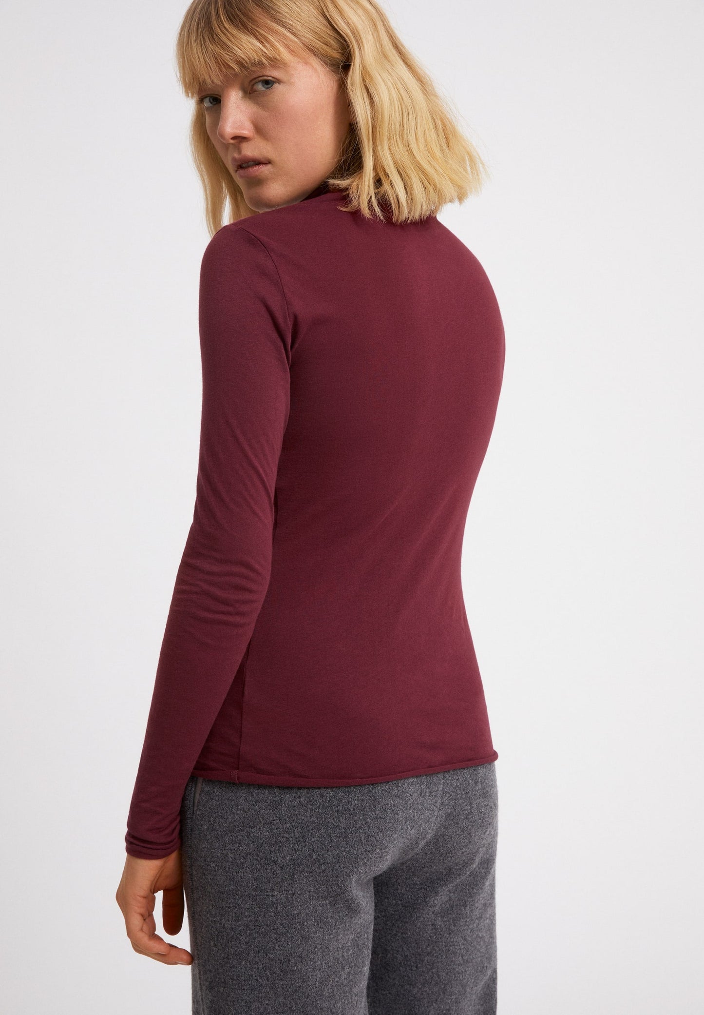 T-shirt manches longues col roulé rouge en coton bio - Malenaa