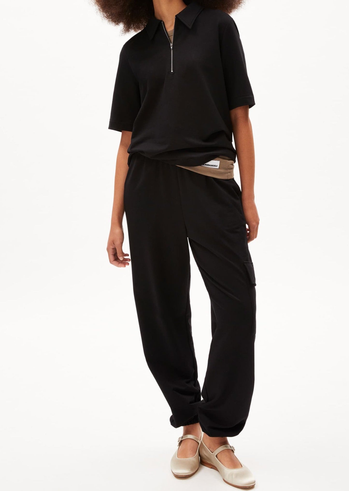 Top col zippé en coton bio et modal | noir "mariaa guadalupe black"