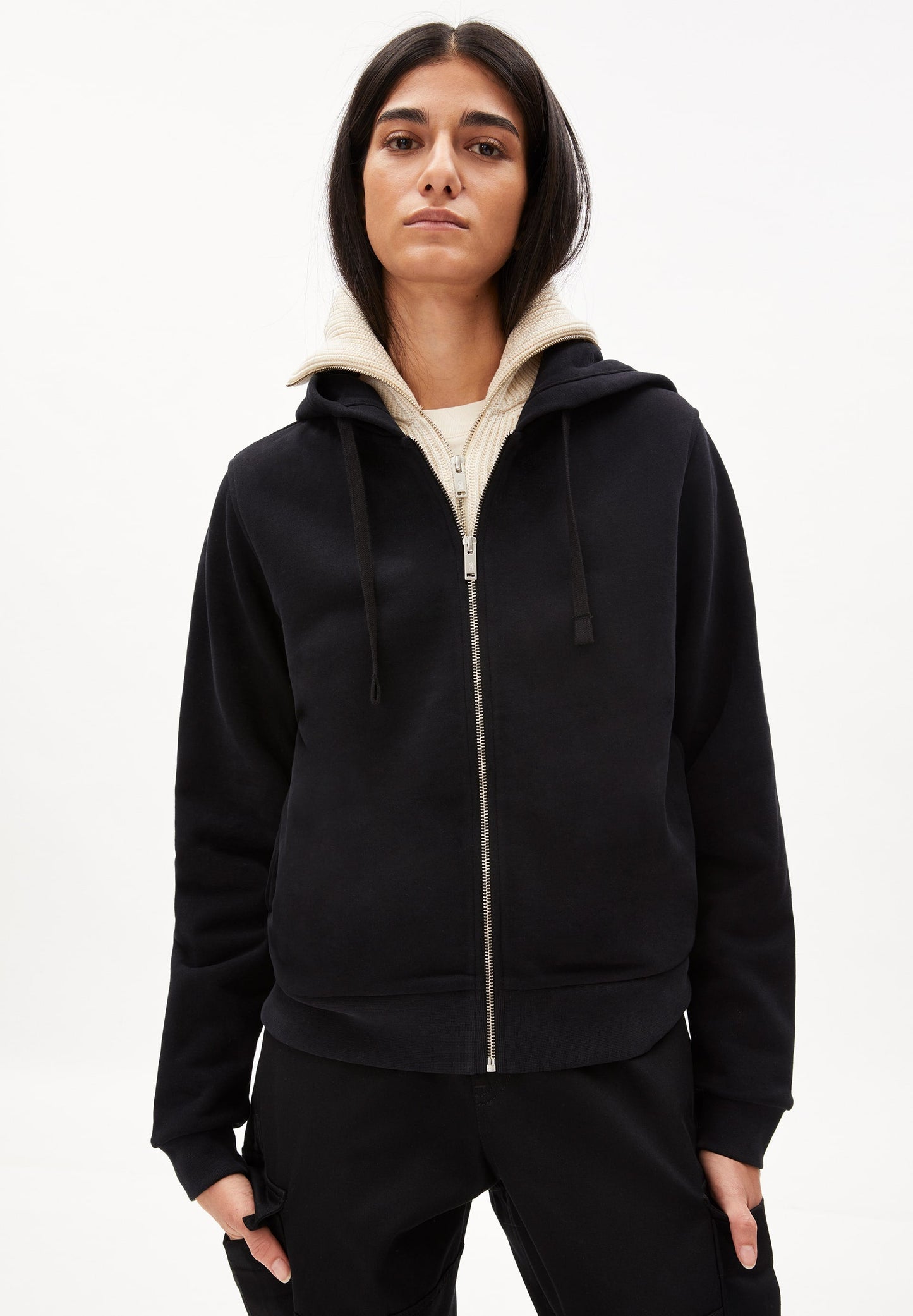 Veste noire zippée en coton biologique - marlinaa black
