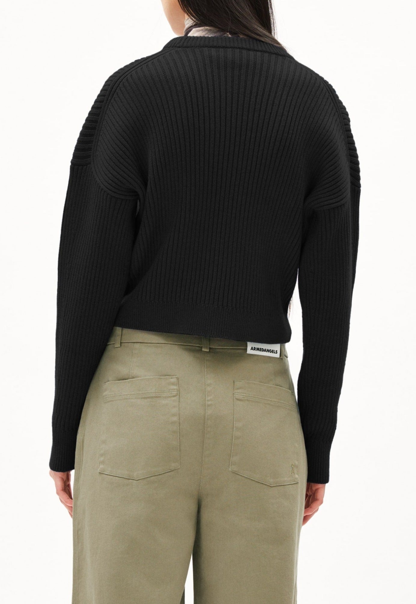 Pull côtelé cropped en coton bio | noir "mayaa merinos - black"