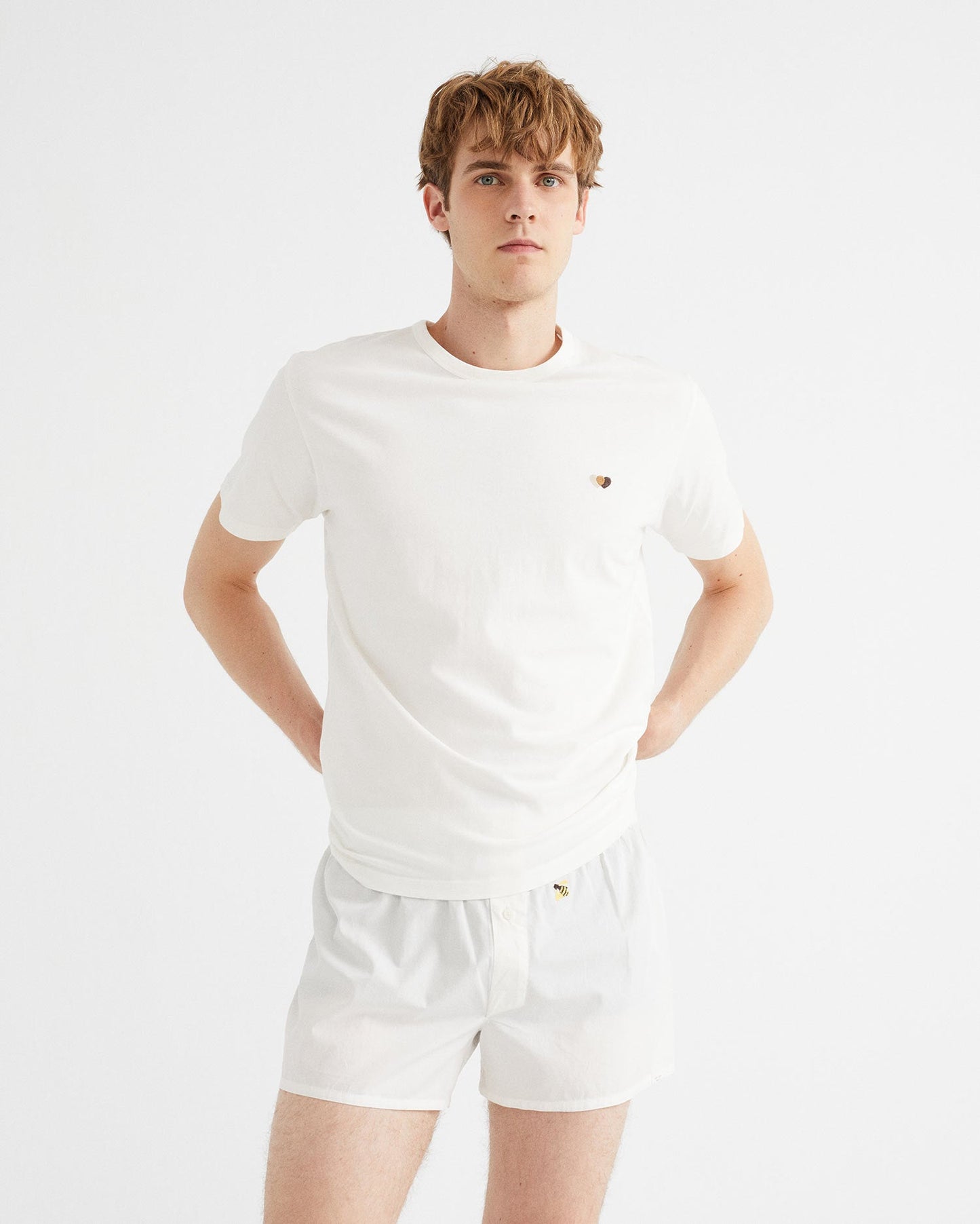 Caleçon blanc avec broderie abeille blanc en coton bio
