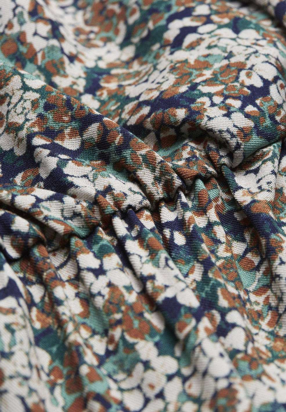 Robe cache-coeur fleurie en lenzing - Megan heather