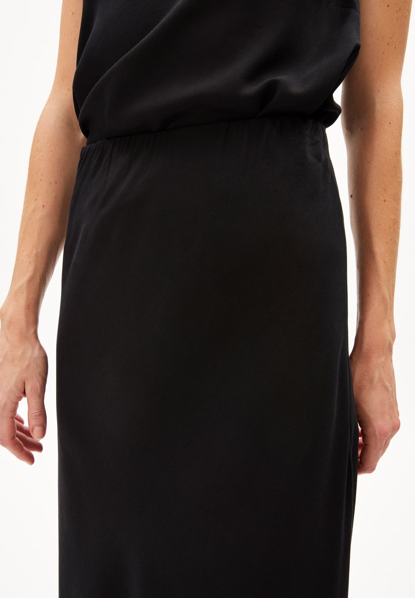 Jupe longue en tencel | noir "milajaana black"